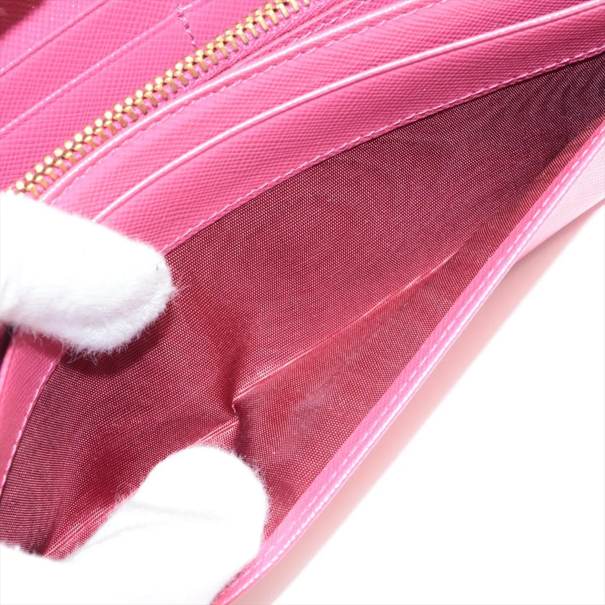 Saffiano Metal 1M1132 Leather Long Wallet Pink — view 10
