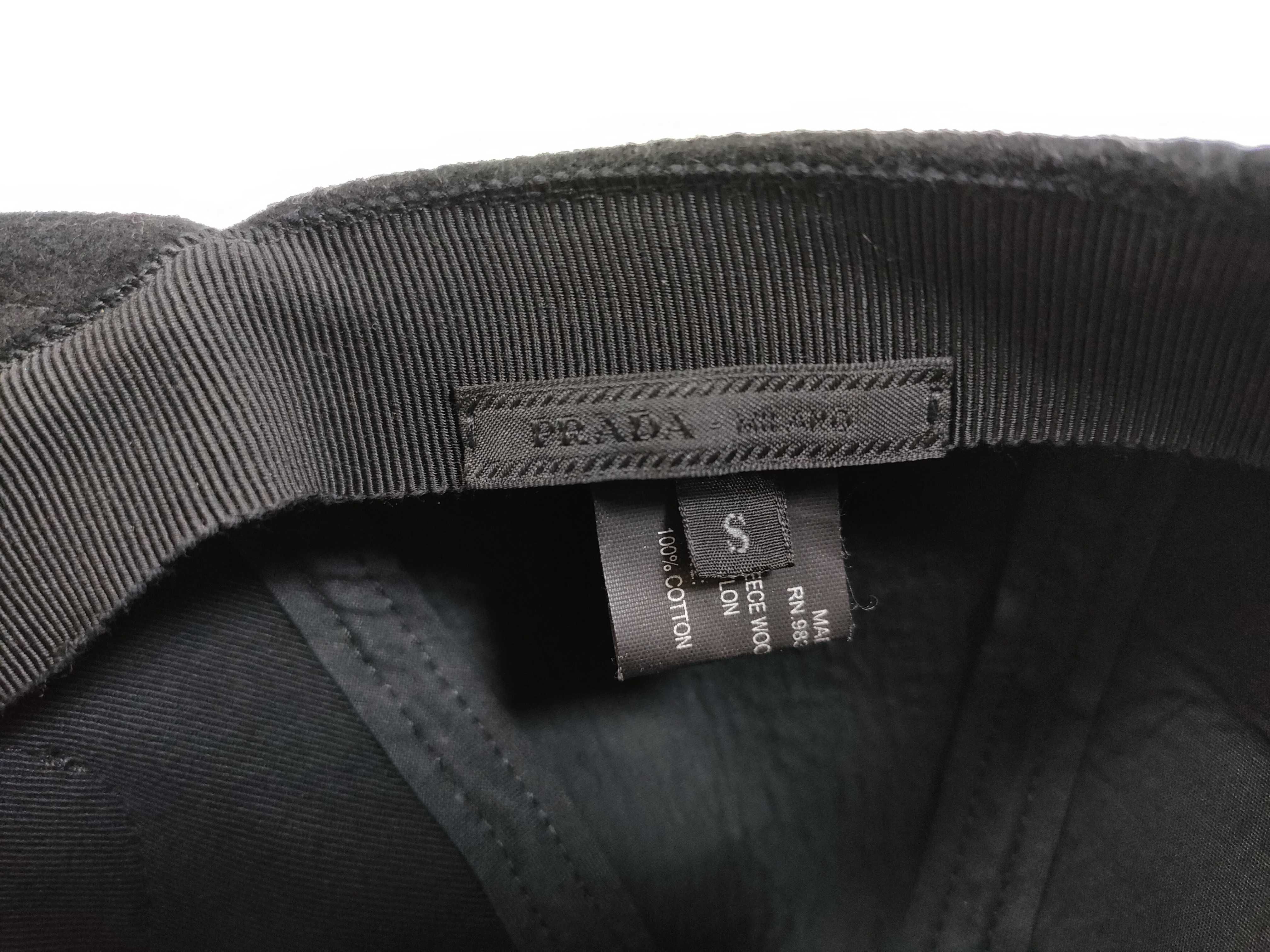 caps and other accessories — view 6