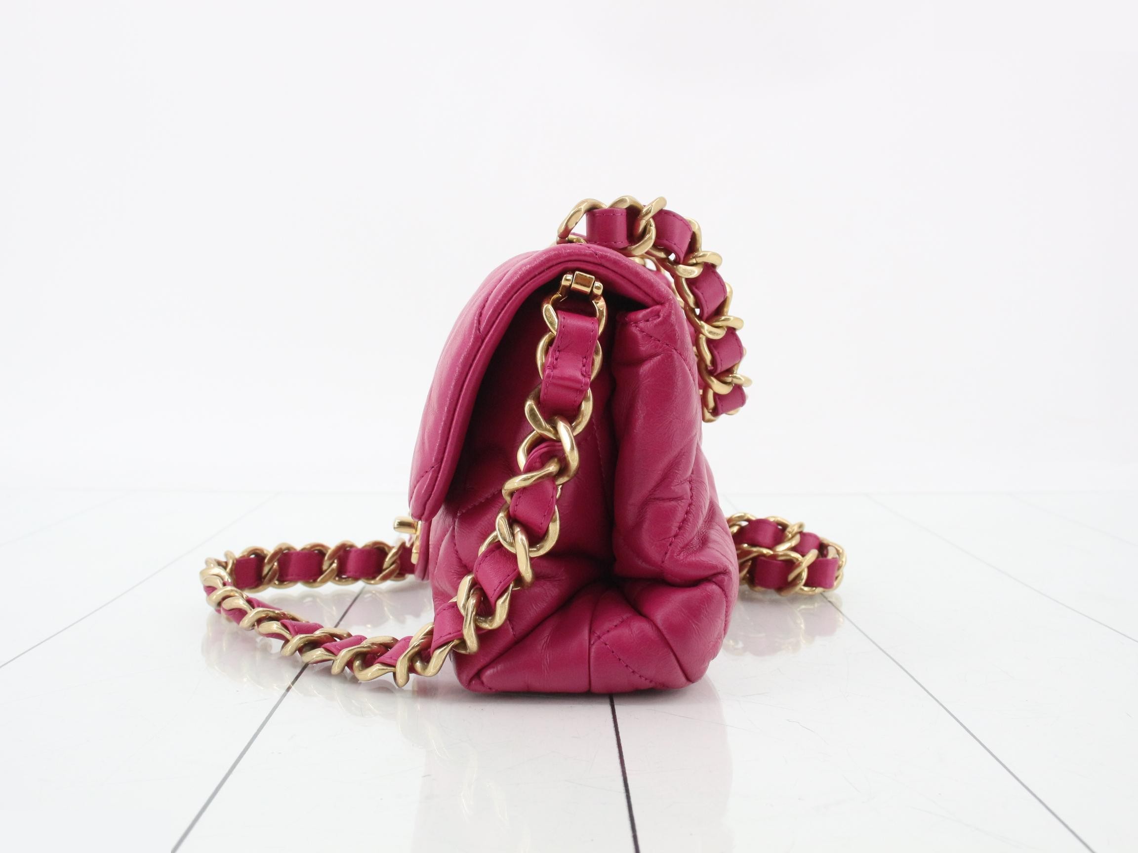 Matelassé (bag) - Shoulder bag — view 3