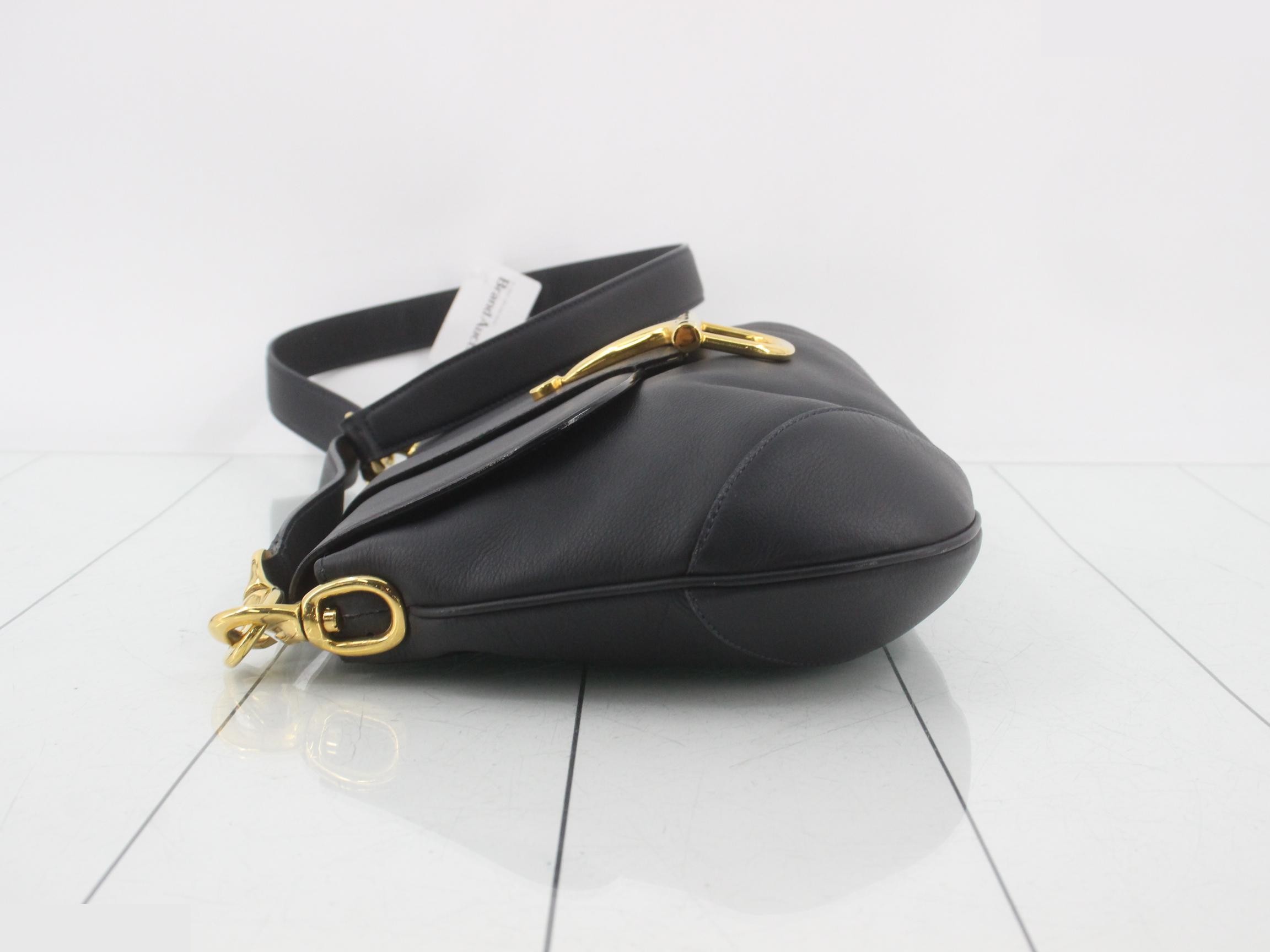 Leather shoulder bag — view 4