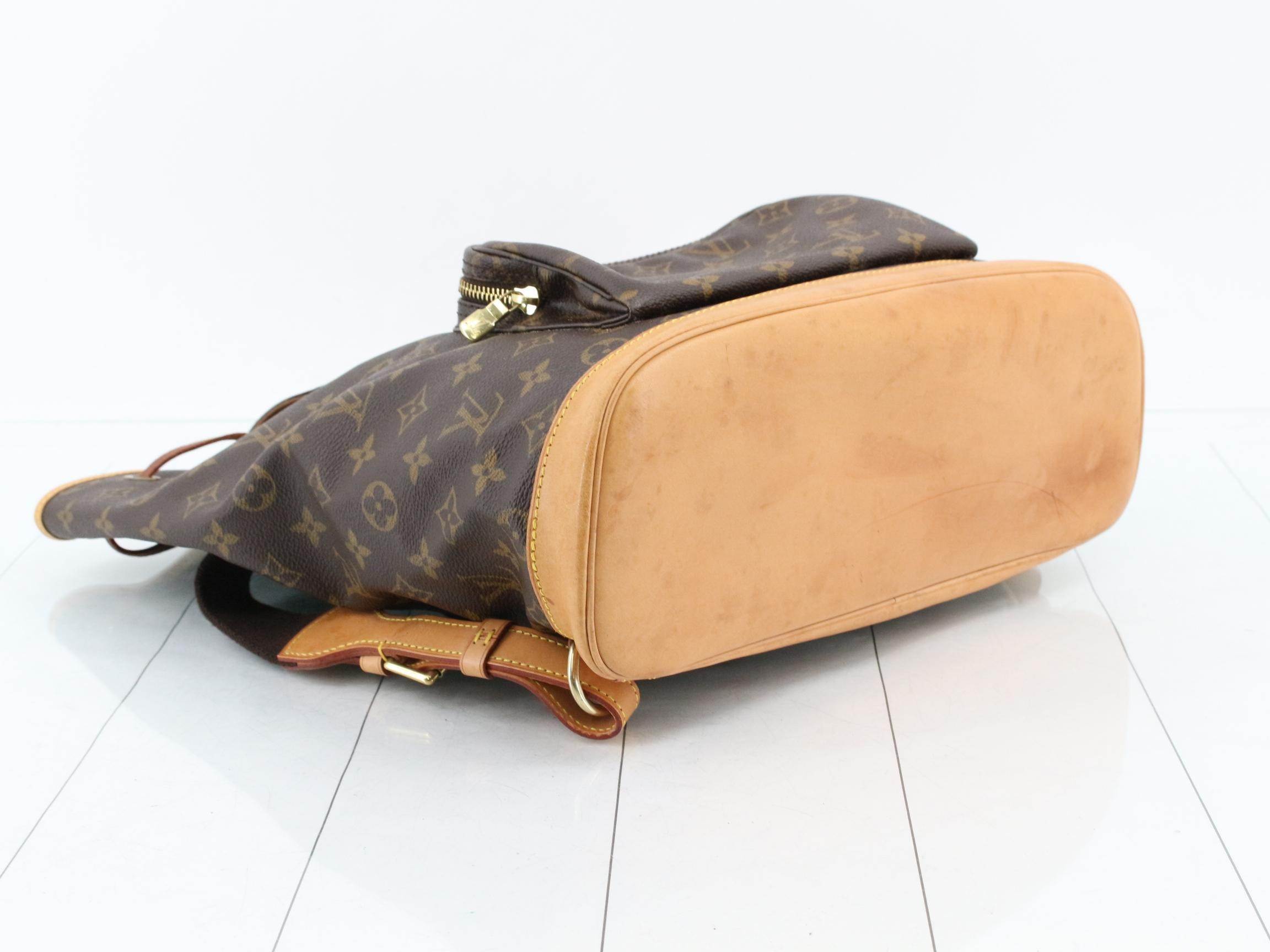 LV Monogram Montsouris GM M51135 BA1927 (Stain on bottom) — view 5