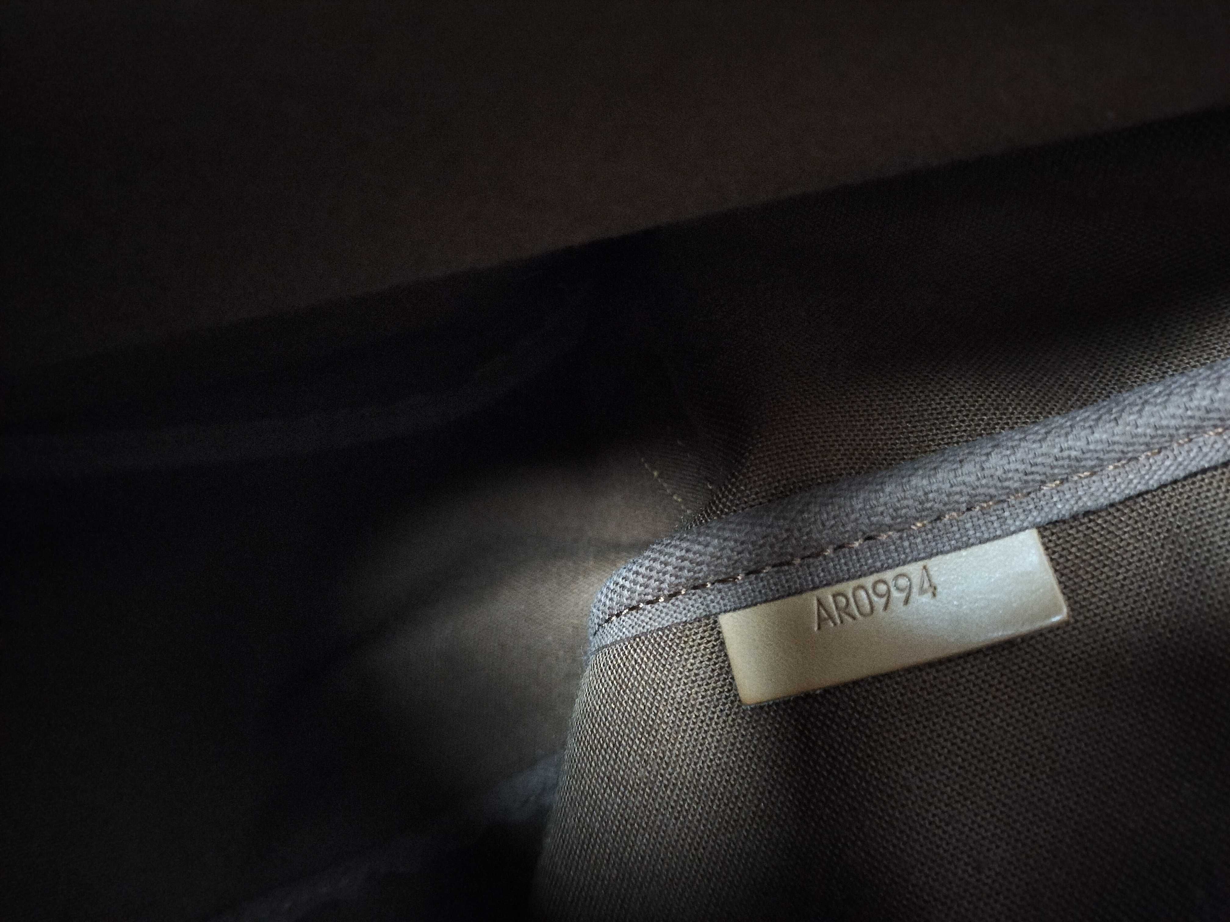 Monogram Saumur 35 Monogram M42254 Shoulder Bag — view 12