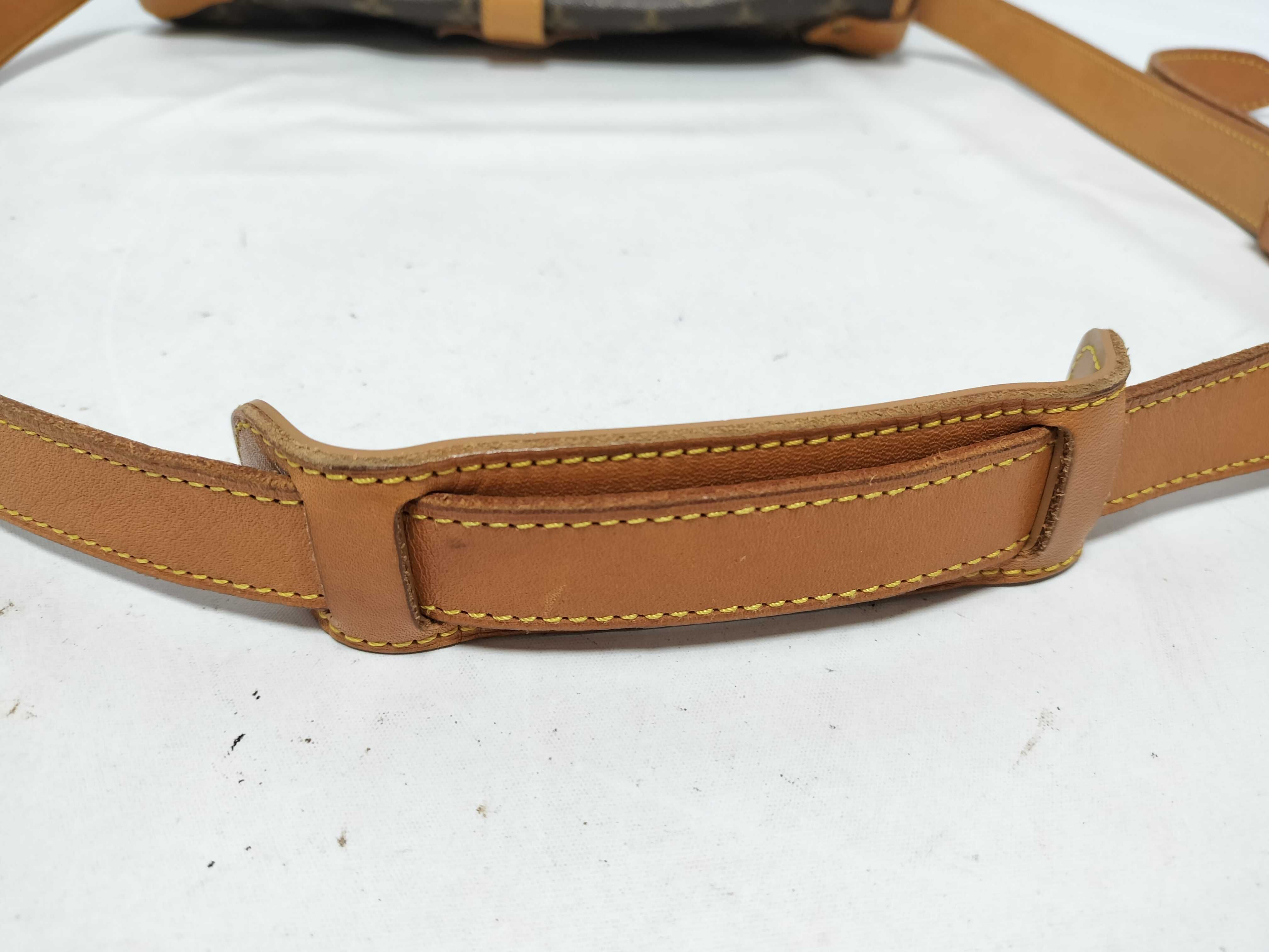Monogram Saumur 35 Monogram M42254 Shoulder Bag — view 4