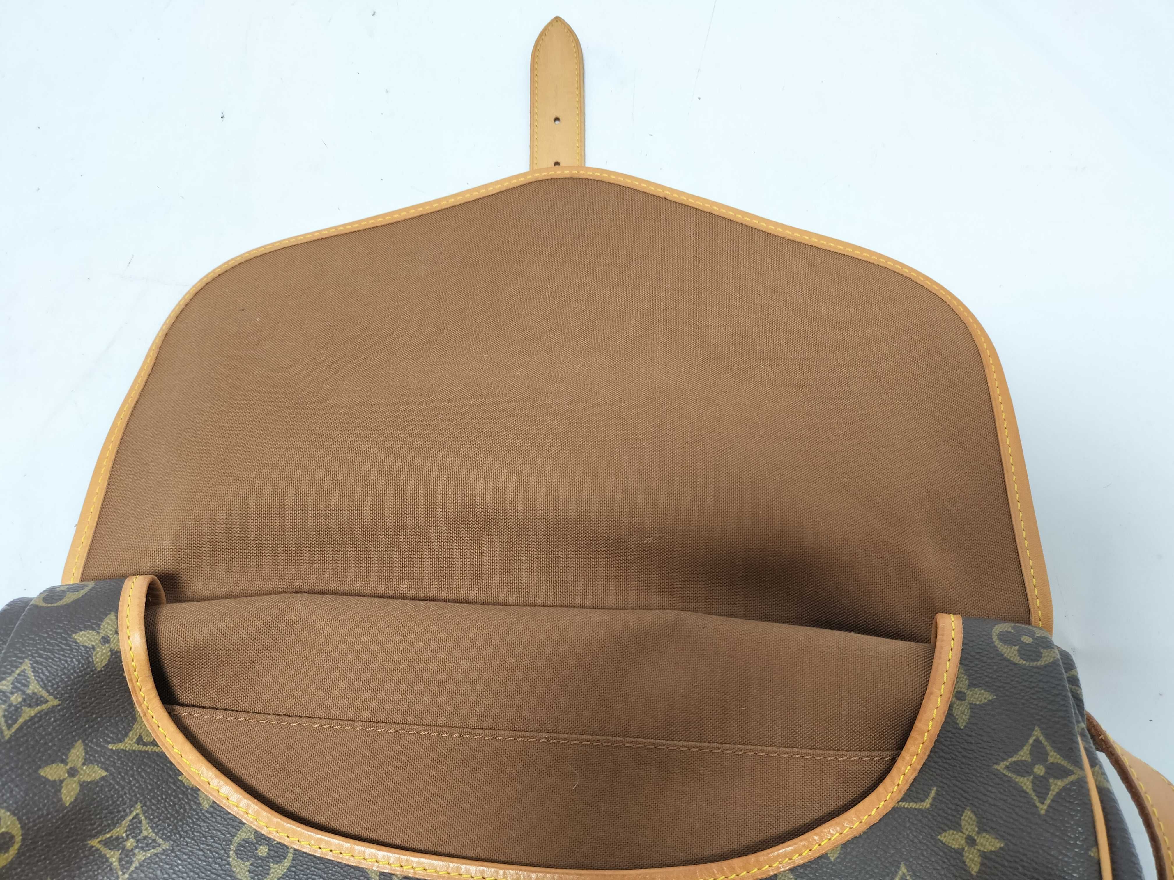 Monogram Saumur 35 Monogram M42254 Shoulder Bag — view 8