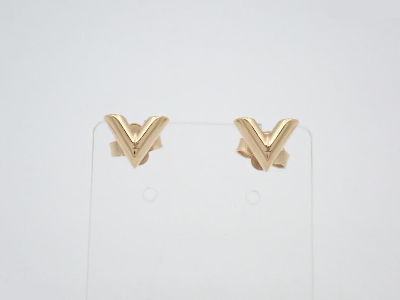 Essential V Earrings