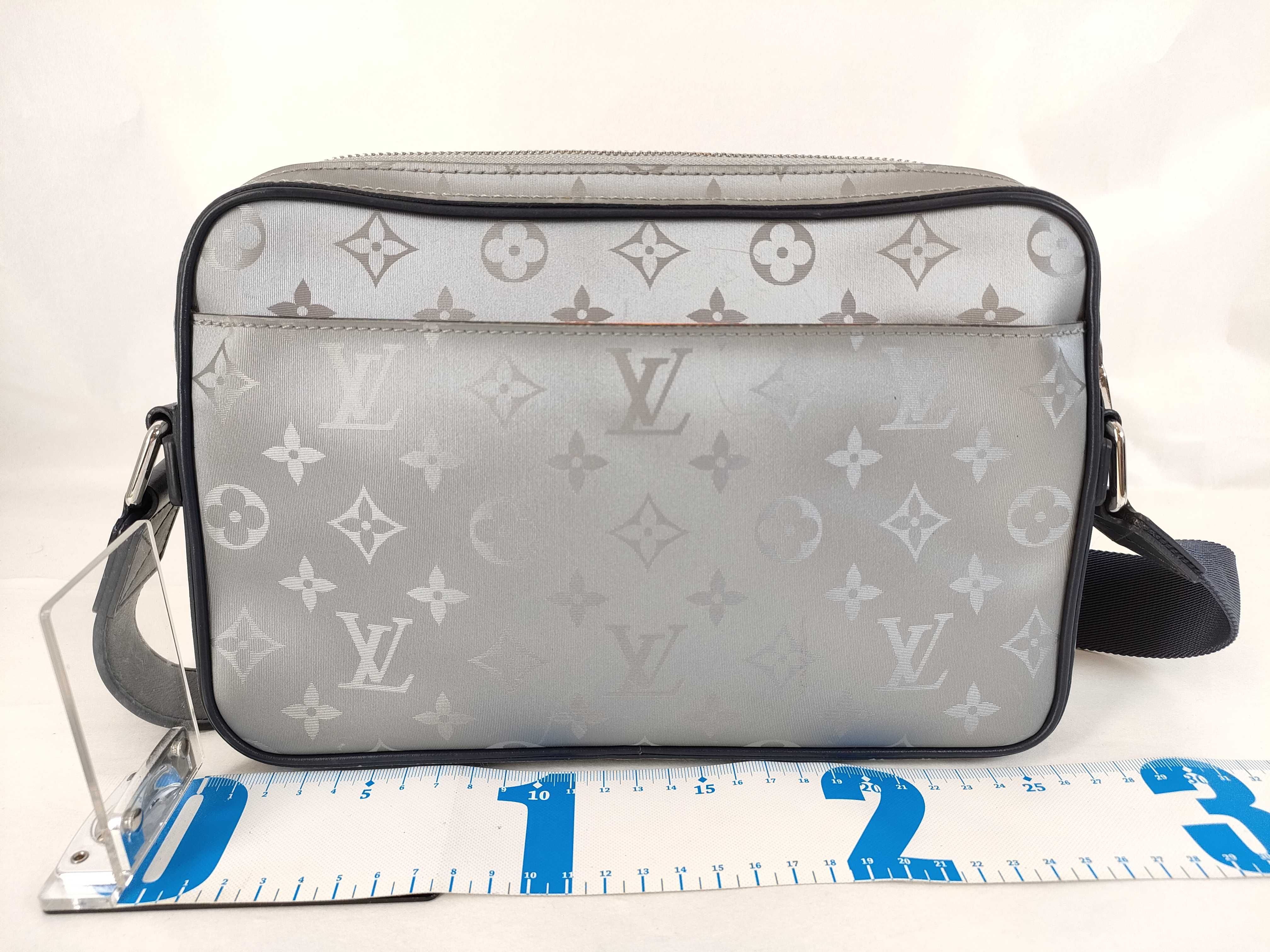 Monogram Satellite Alpha Messenger M44169 Shoulder Bag — view 2