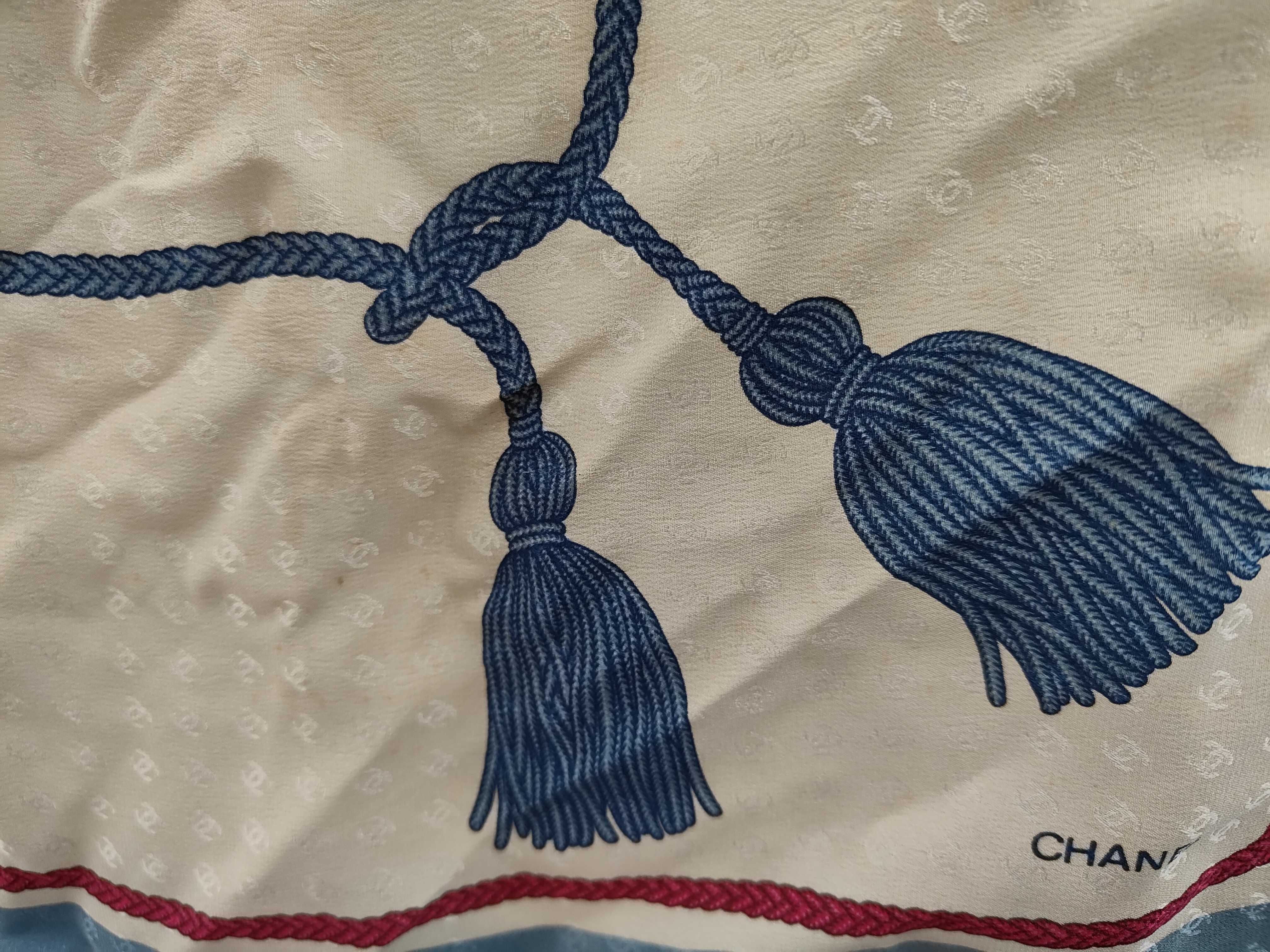 scarves and other accessories — view 3
