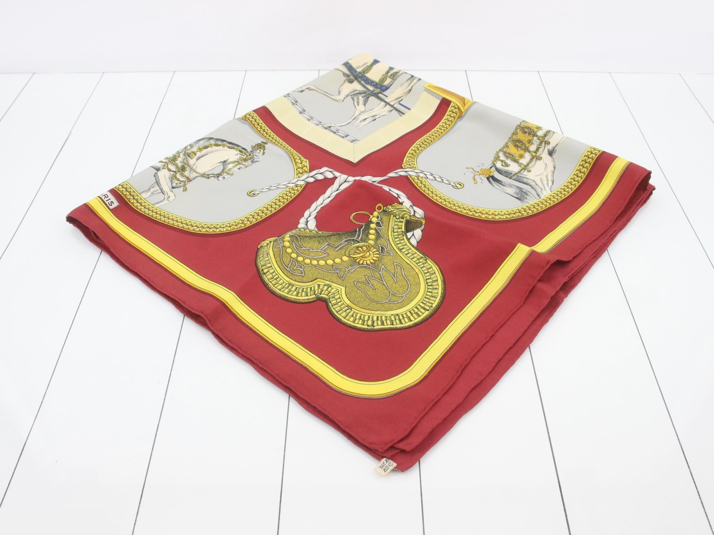 scarf — view 2