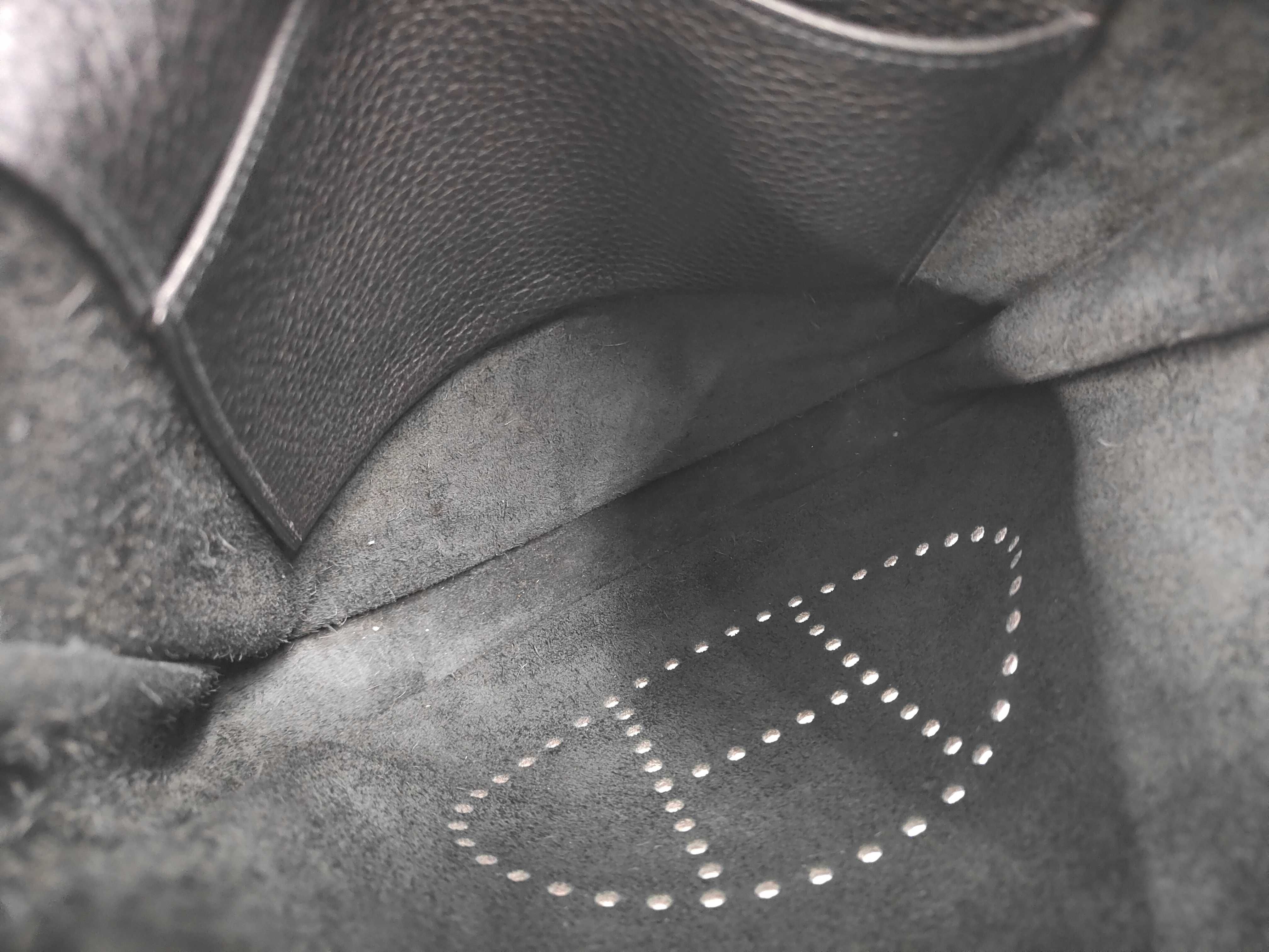 Evelyne Black Leather Shoulder Bag — view 6