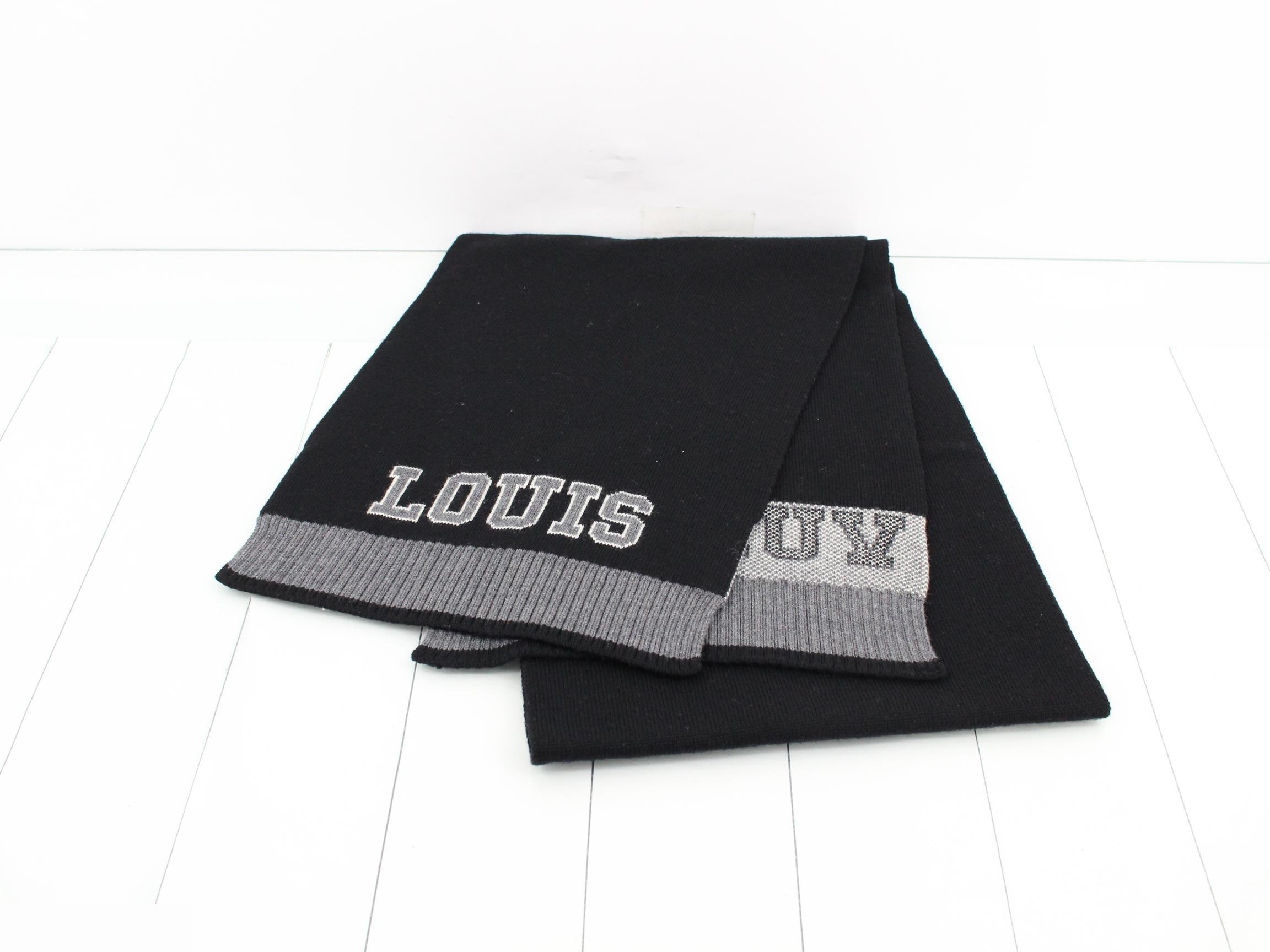 scarf — view 2