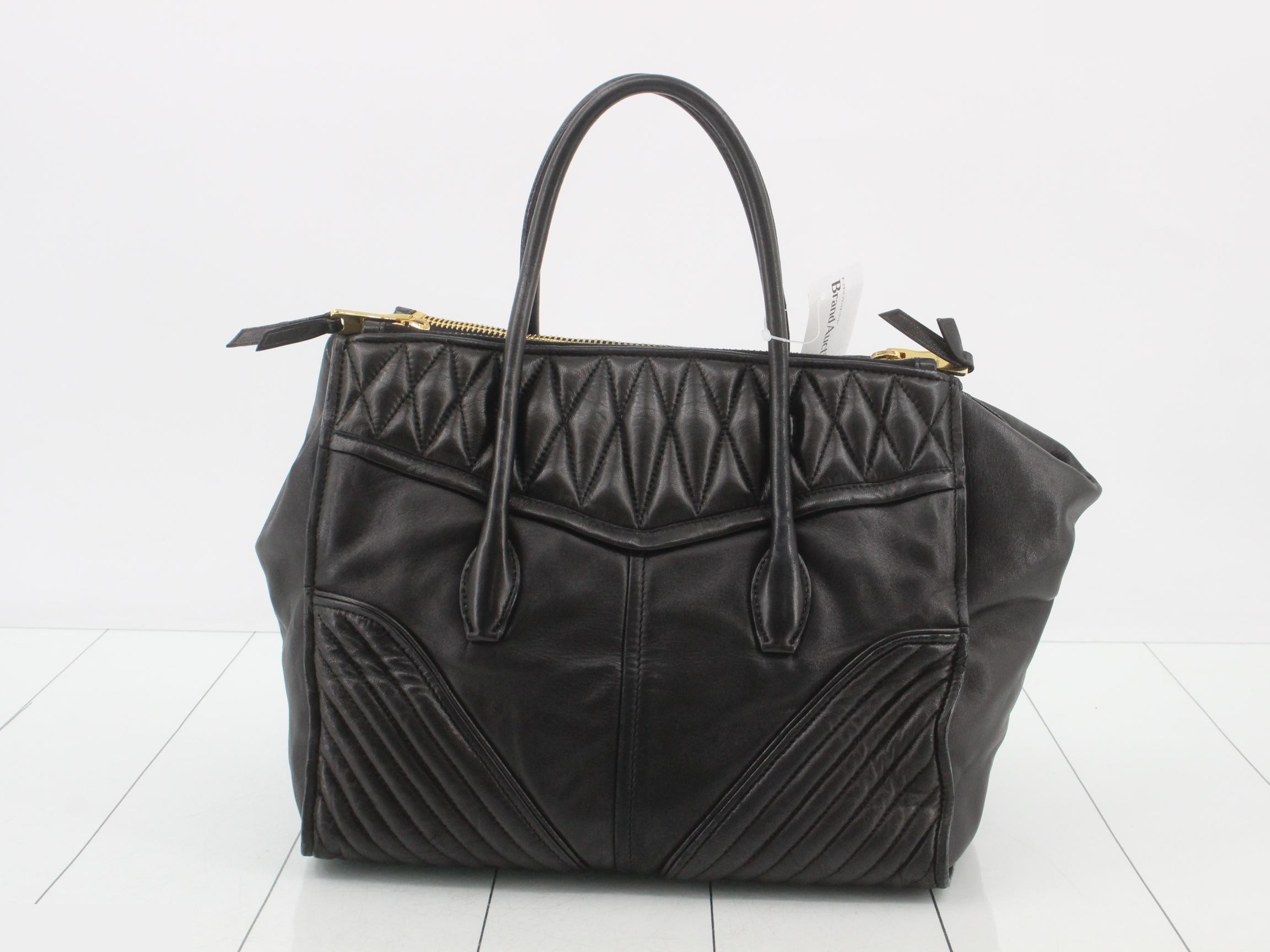 Matelassé (bag) — view 2