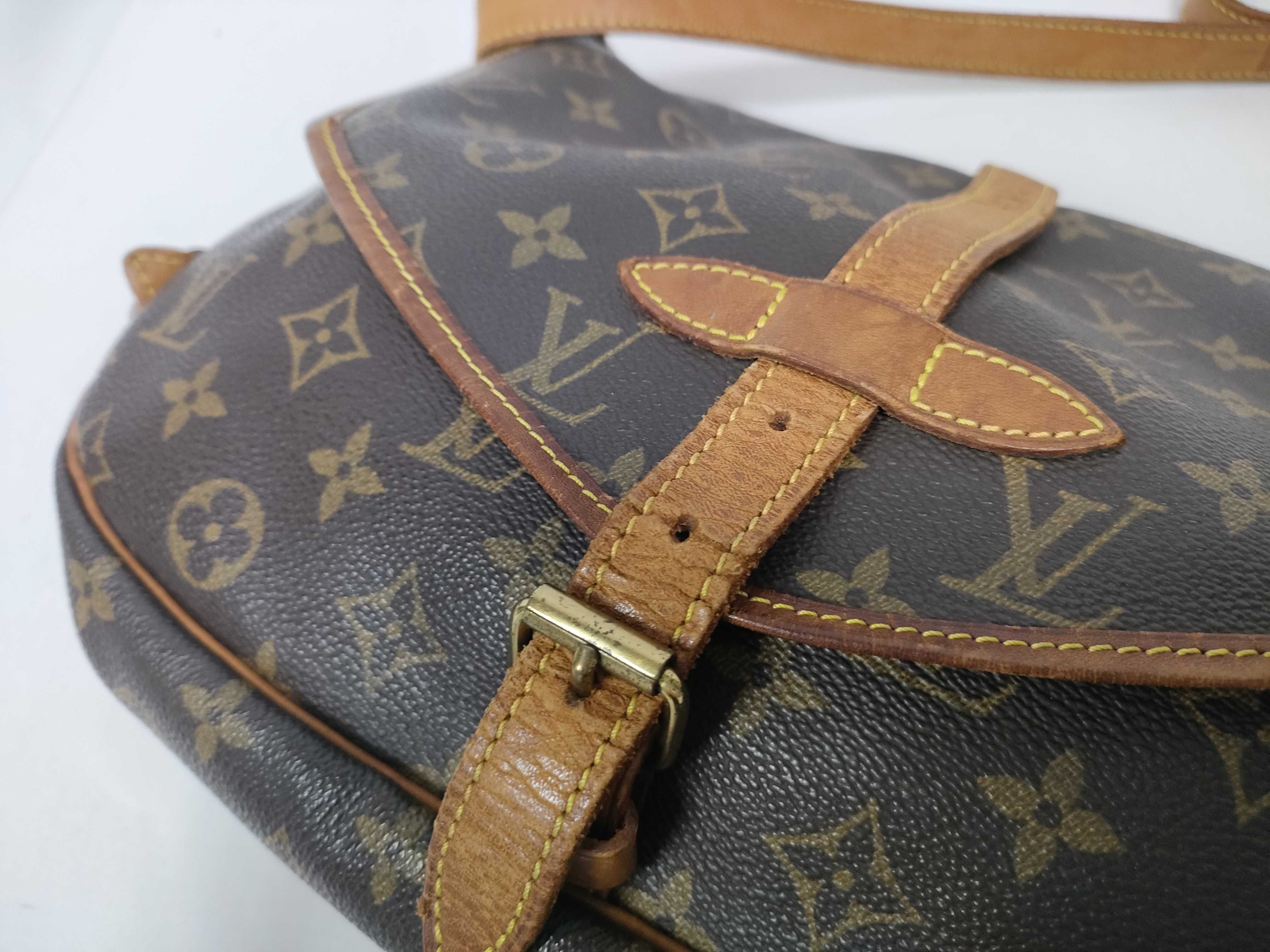 Monogram Saumur 30 M42256 AR0973 Shoulder Bag — view 11