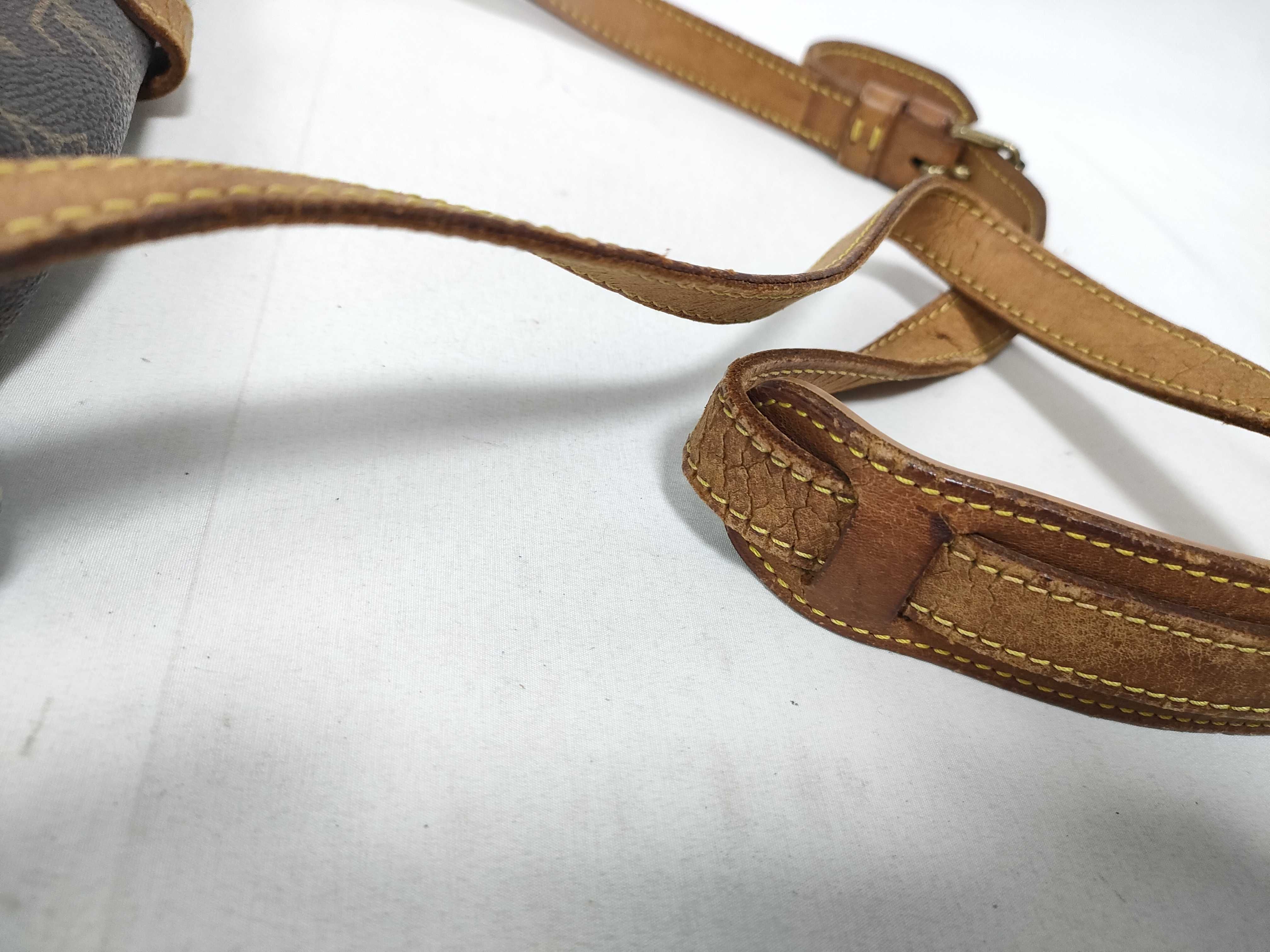 Monogram Saumur 30 M42256 AR0973 Shoulder Bag — view 9
