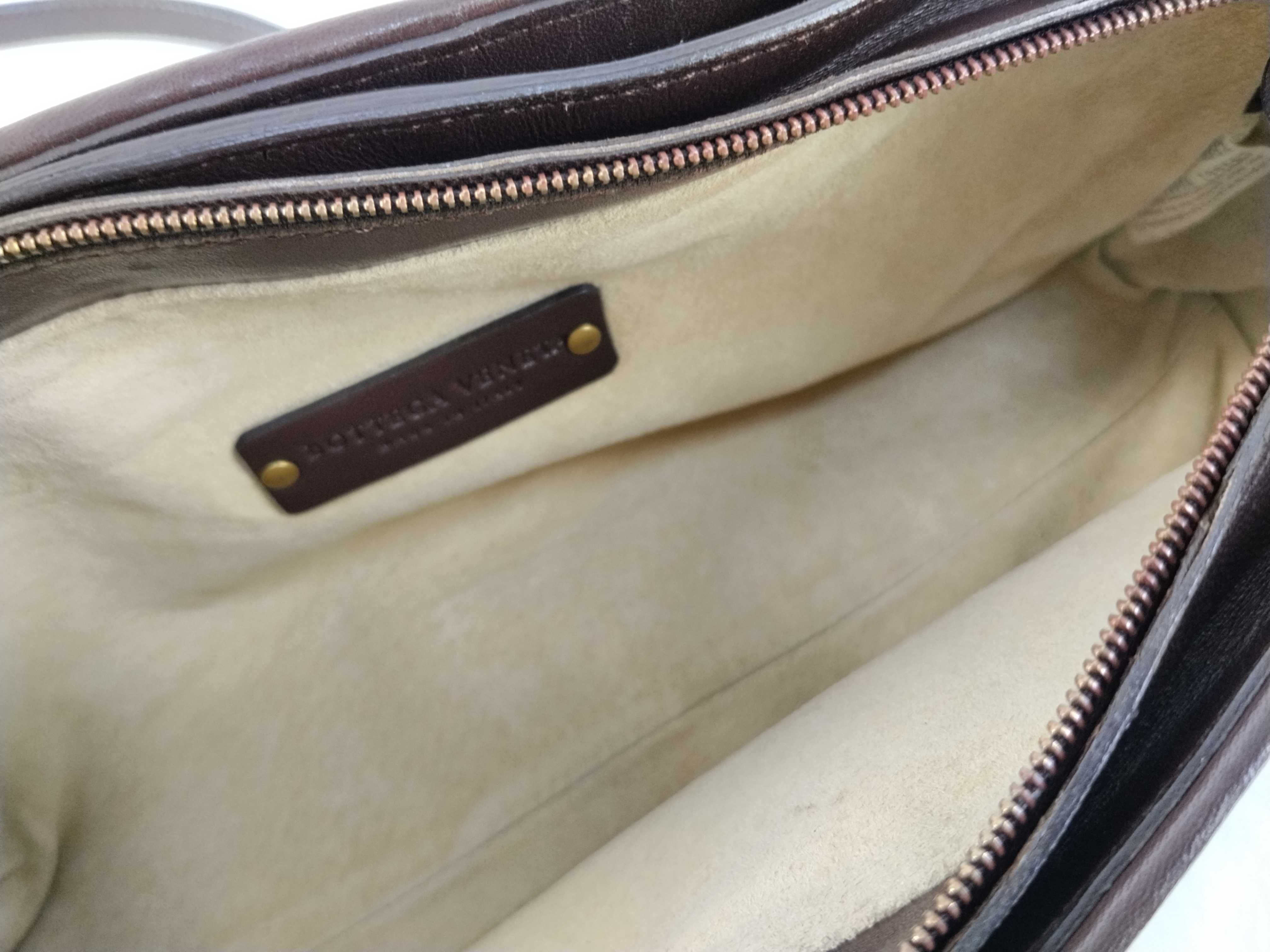 Intrecciato Shoulder Bag — view 10