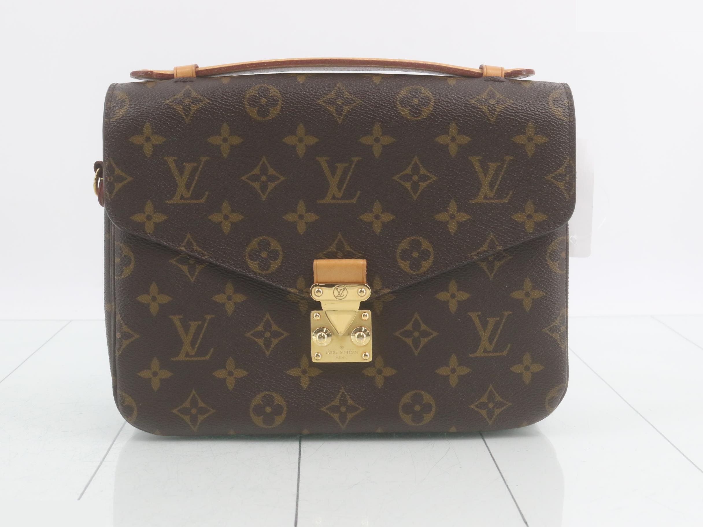 Monogram Pochette Metis MM 2-Way Handbag