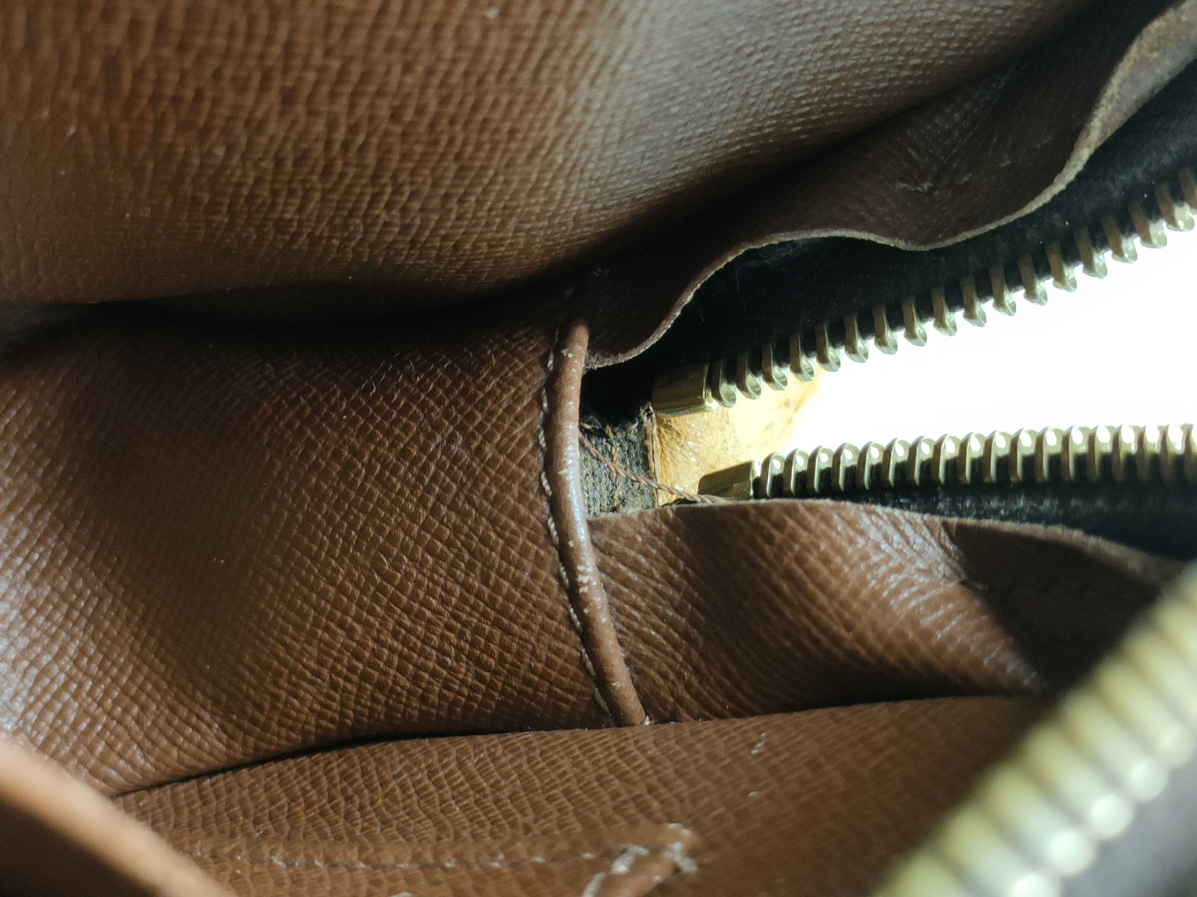 Monogram / Monogram / Pochette Cité — view 11