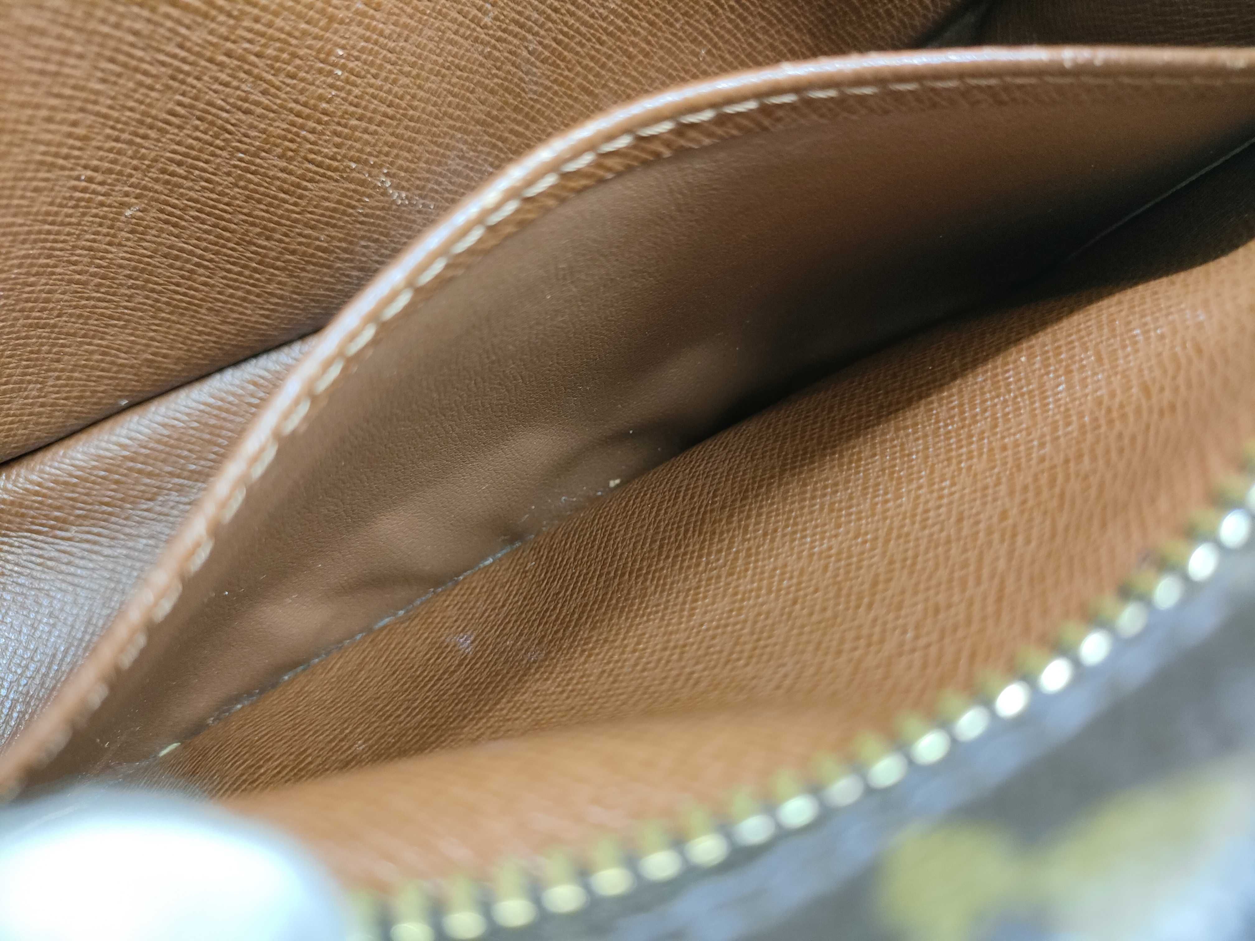 Monogram / Monogram / Pochette Cité — view 10