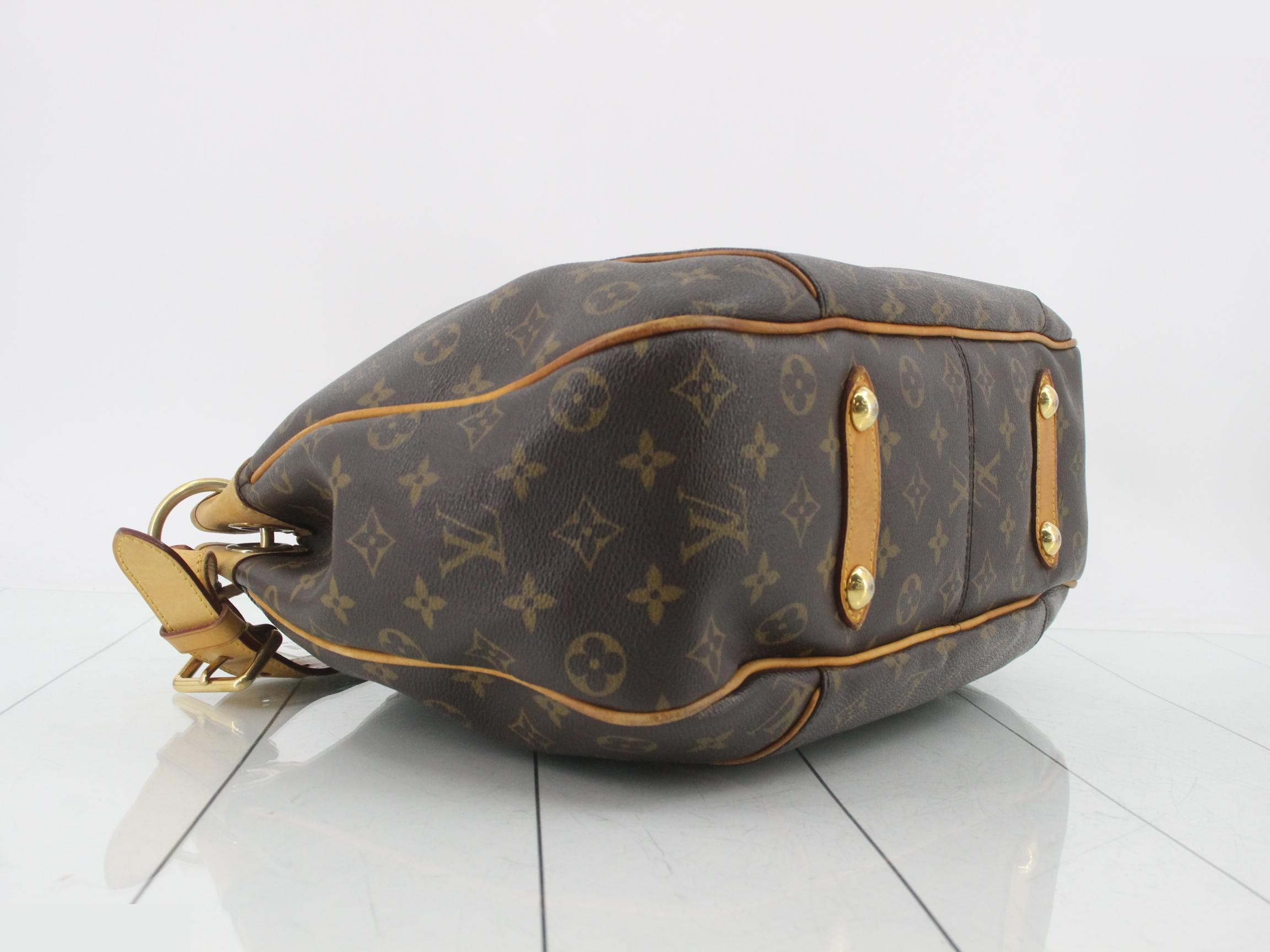 Monogram Galliera PM Shoulder Bag — view 5