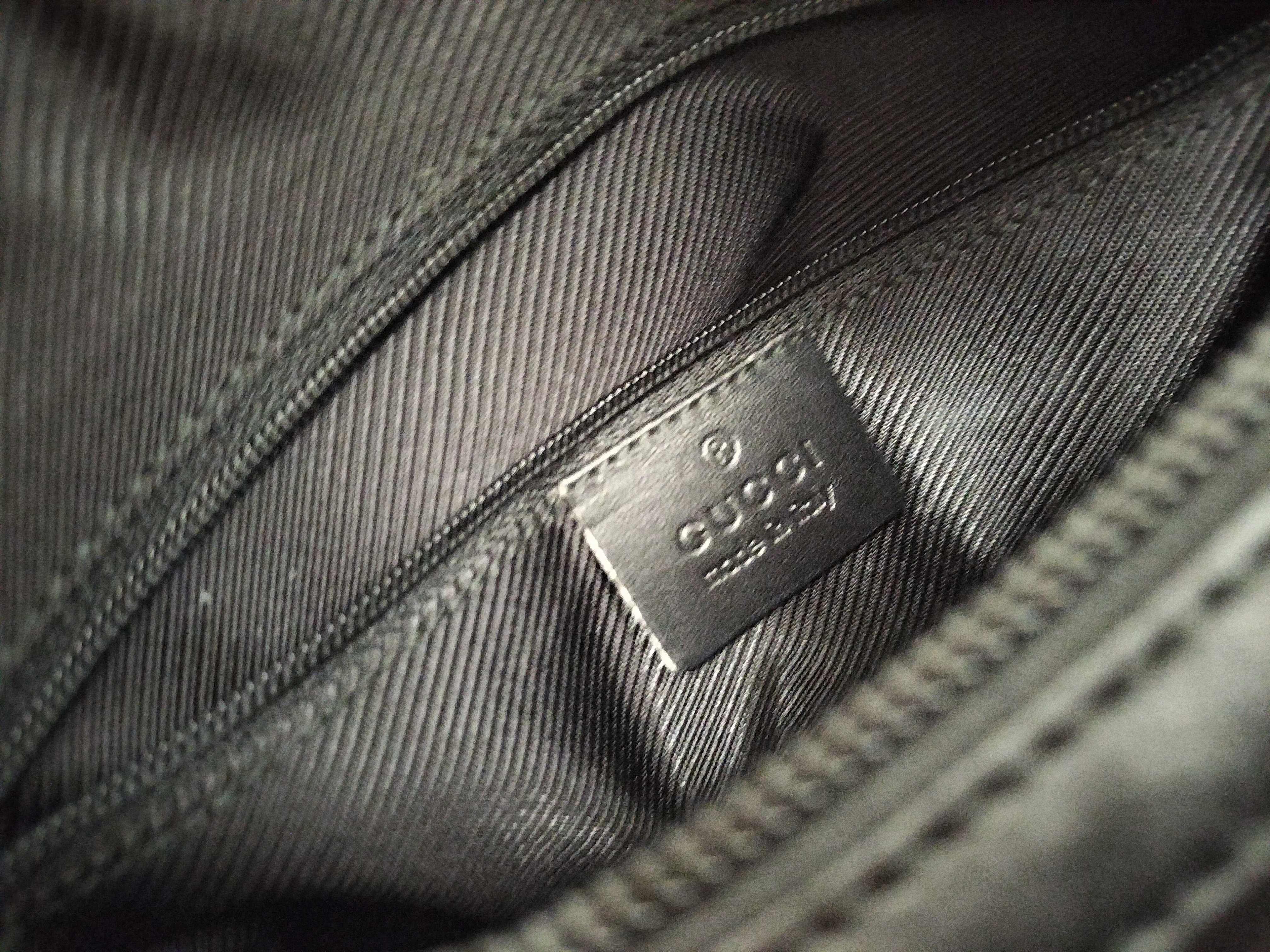 GG Canvas One-Shoulder Bag (Black) — view 12