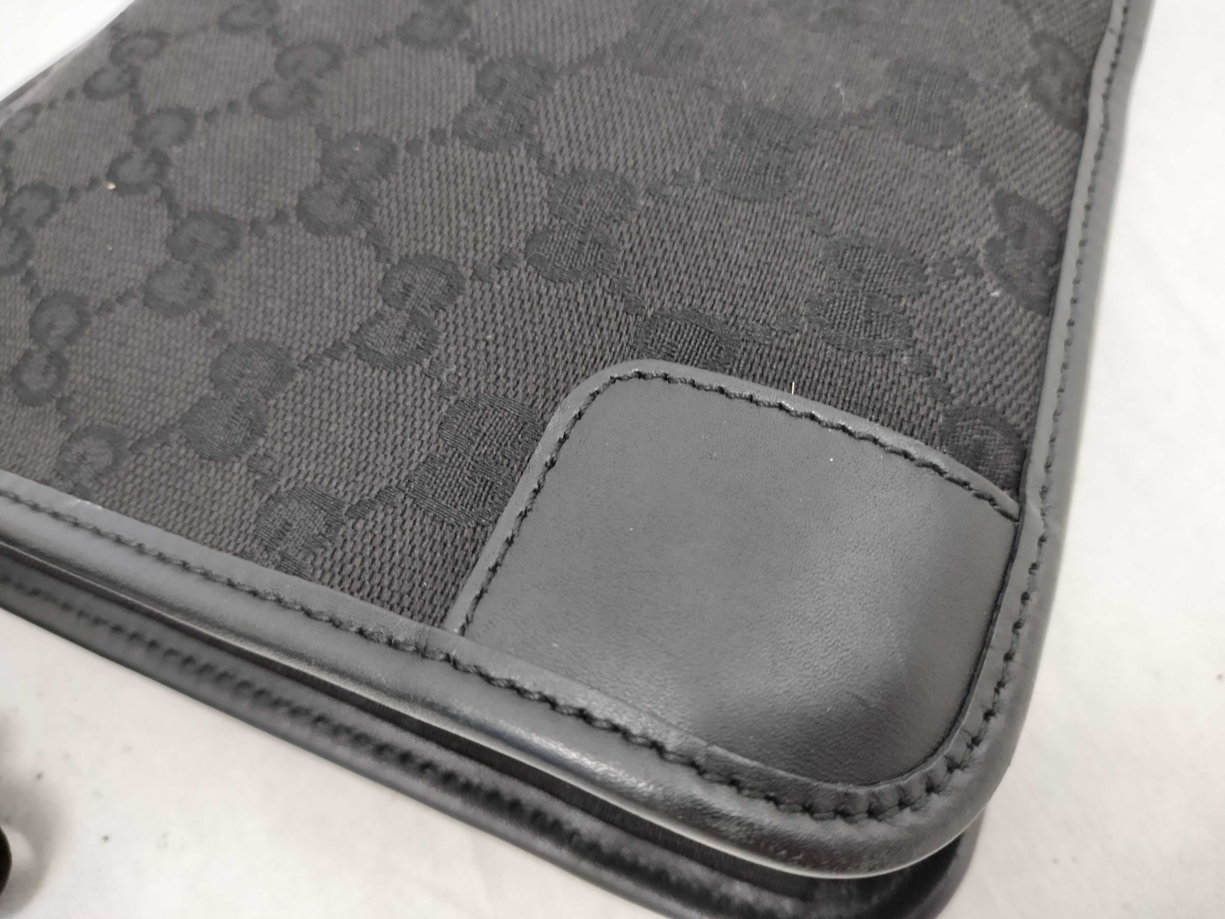 GG Canvas One-Shoulder Bag (Black) — view 13