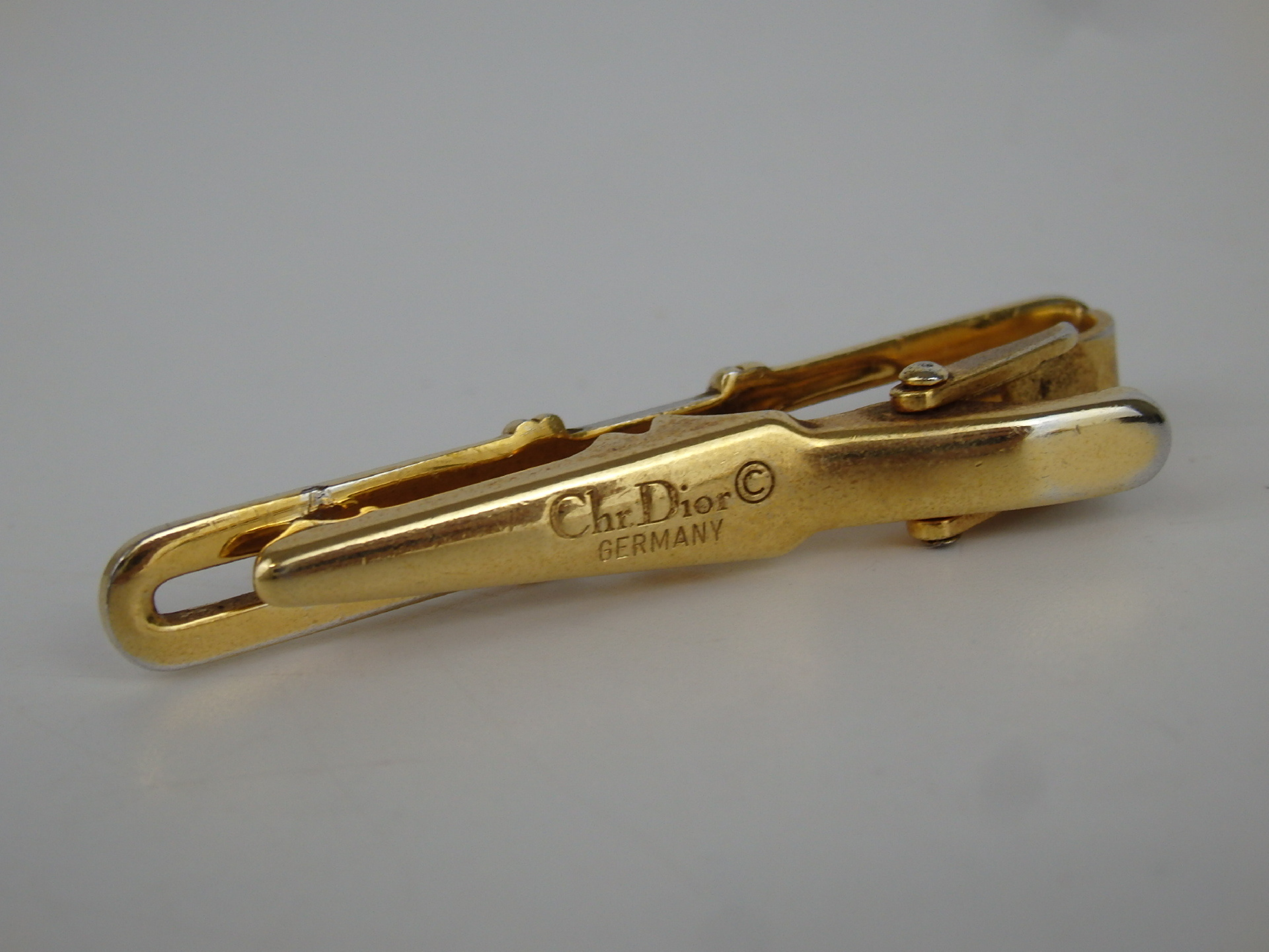 logo tie clip, tie clip and cufflinks — view 3
