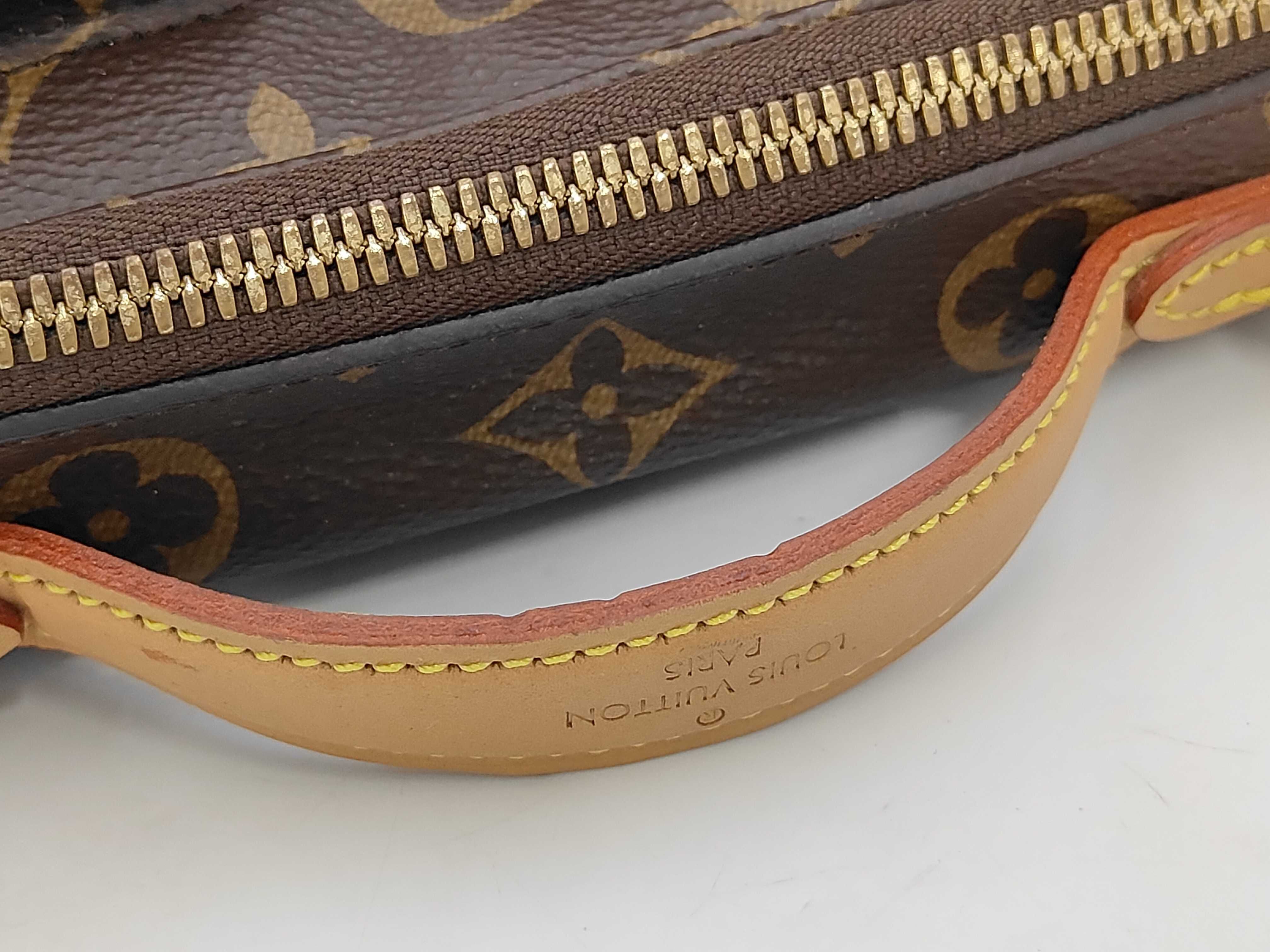 Monogram LV Louis Vuitton Utility Crossbody Monogram Shoulder Bag — view 5