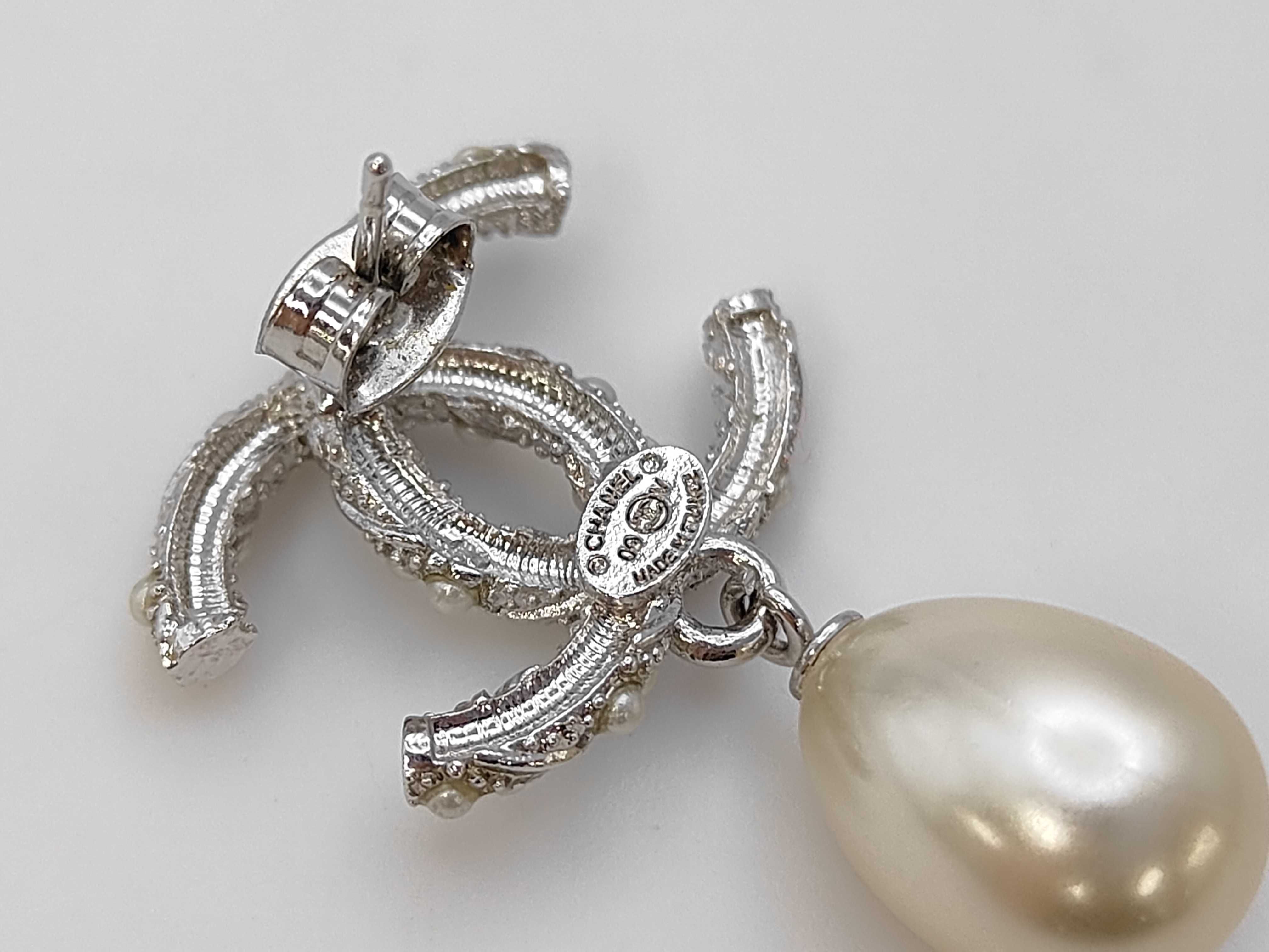 pearl earrings — view 3