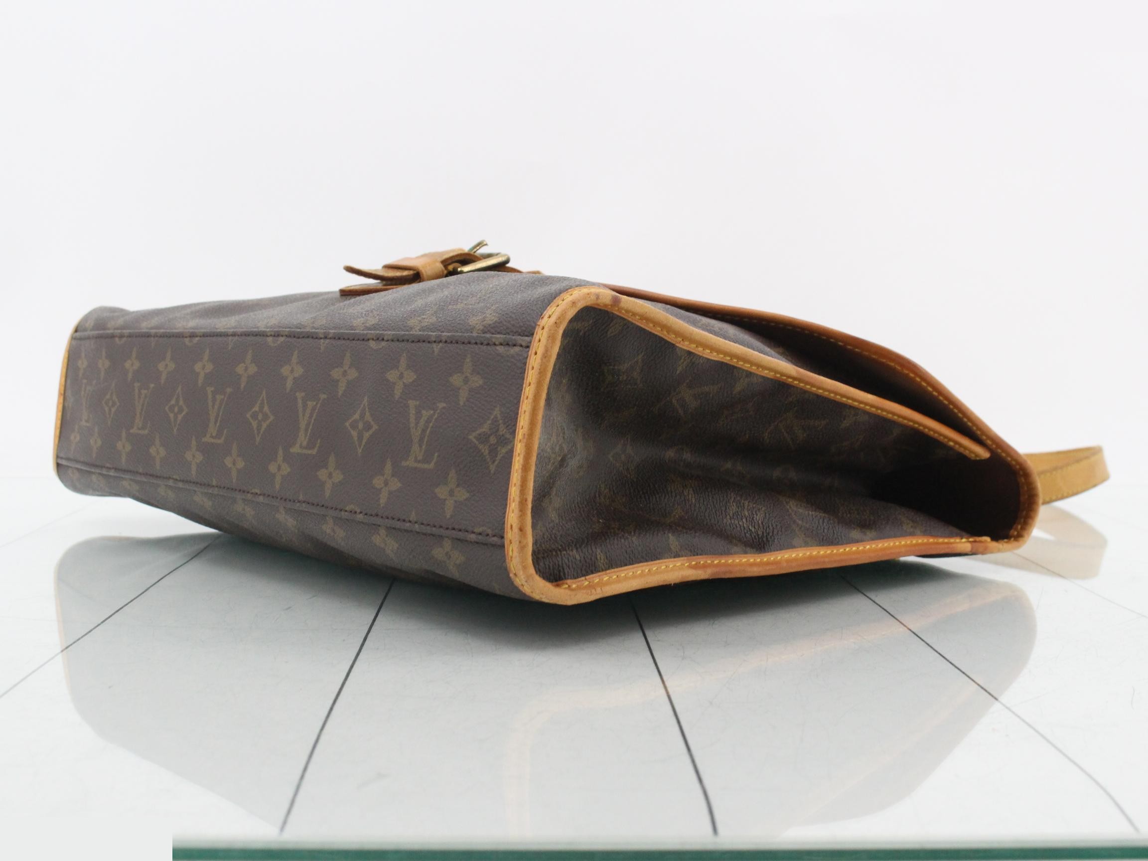 Beverly with shoulder strap — view 6