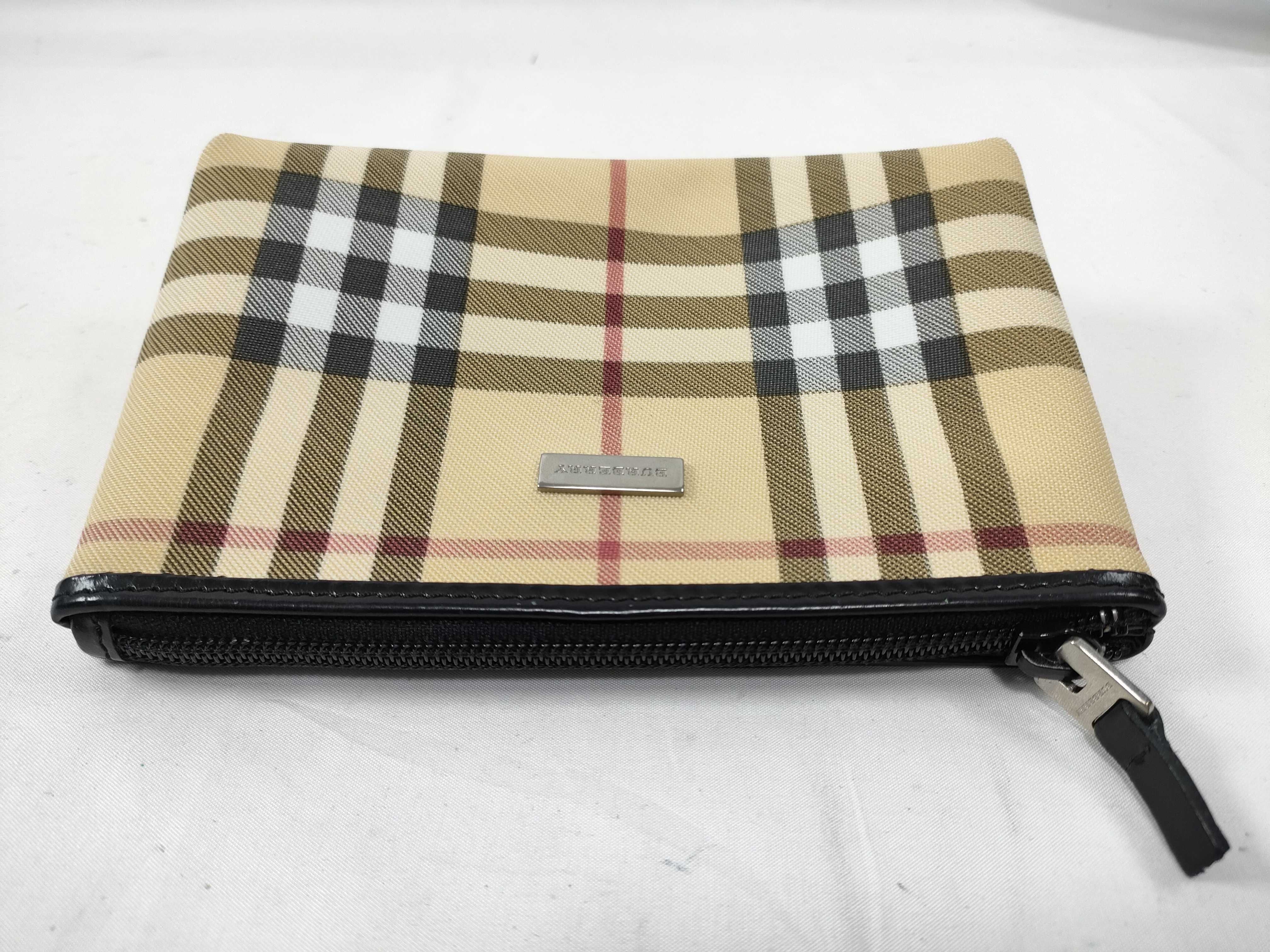 London Nova Check PVC Cosmetic Pouch T-02-1 Pouch — view 6