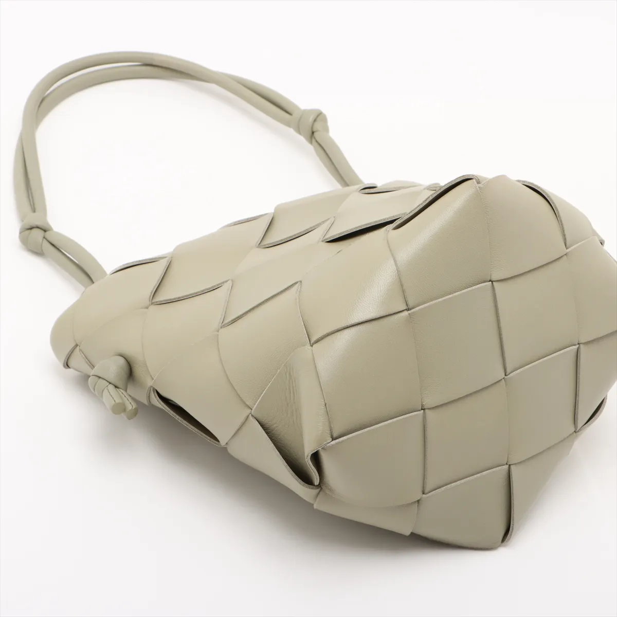Maxi Intrecciato Leather Shoulder Bag Green — view 4