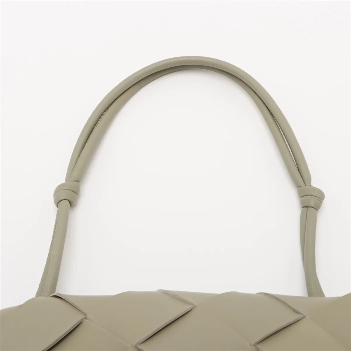 Maxi Intrecciato Leather Shoulder Bag Green — view 6