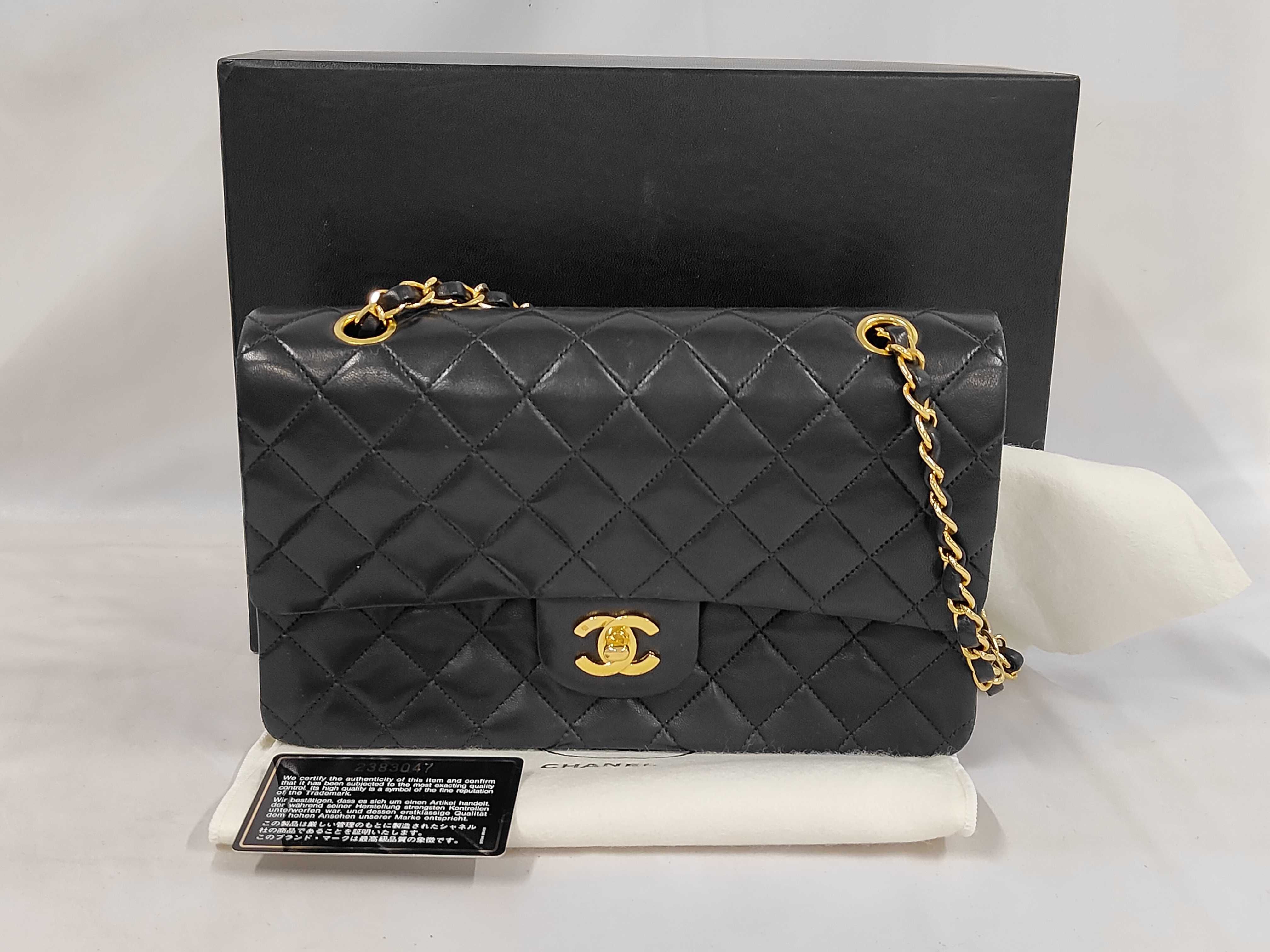Matelassé Black Lambskin Shoulder Bag