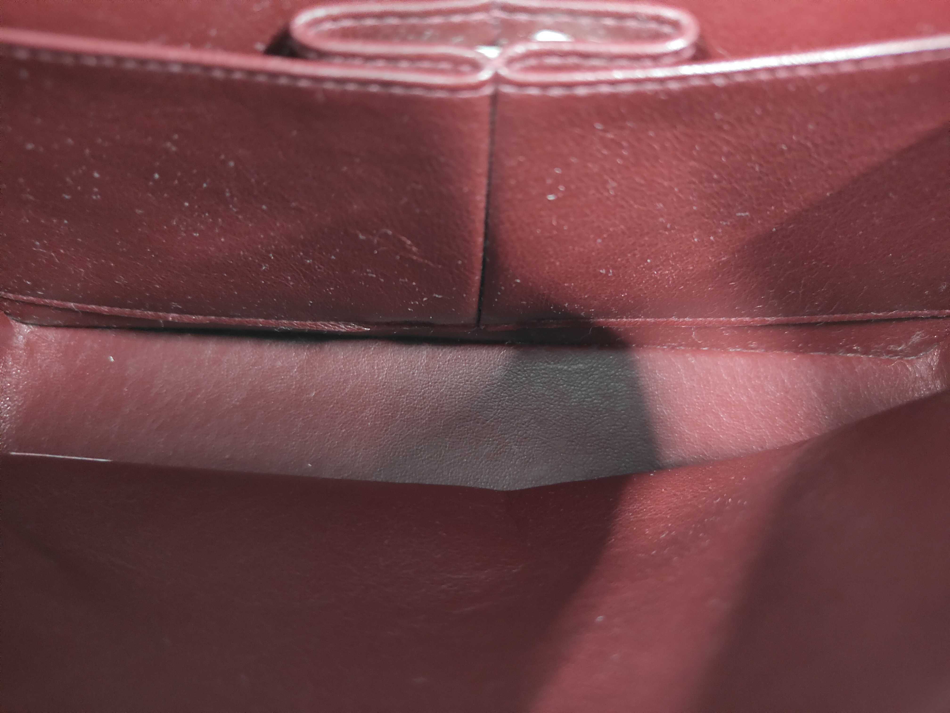 Matelassé Black Lambskin Shoulder Bag — view 9