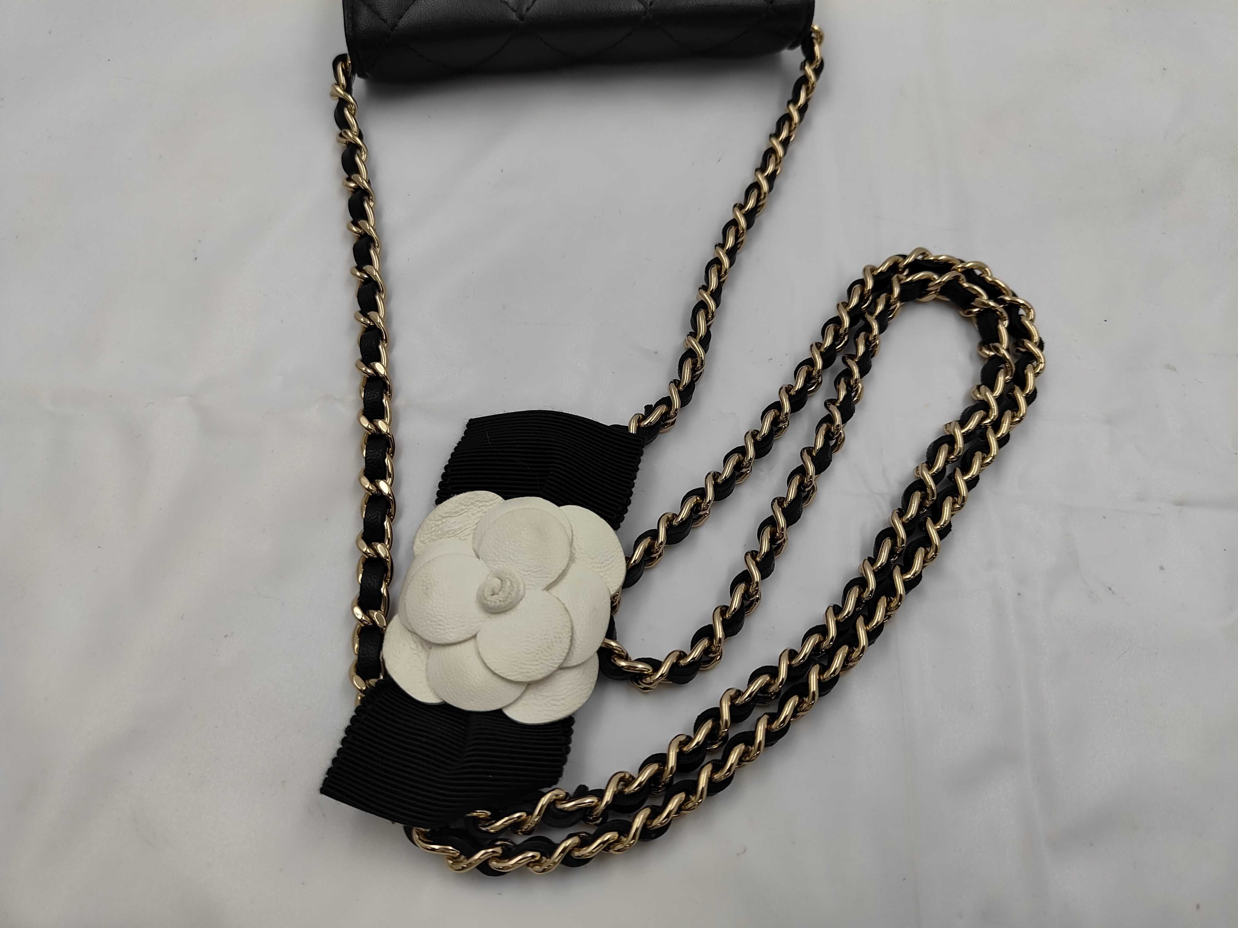 Chain Wallet Lambskin Shoulder Bag — view 3