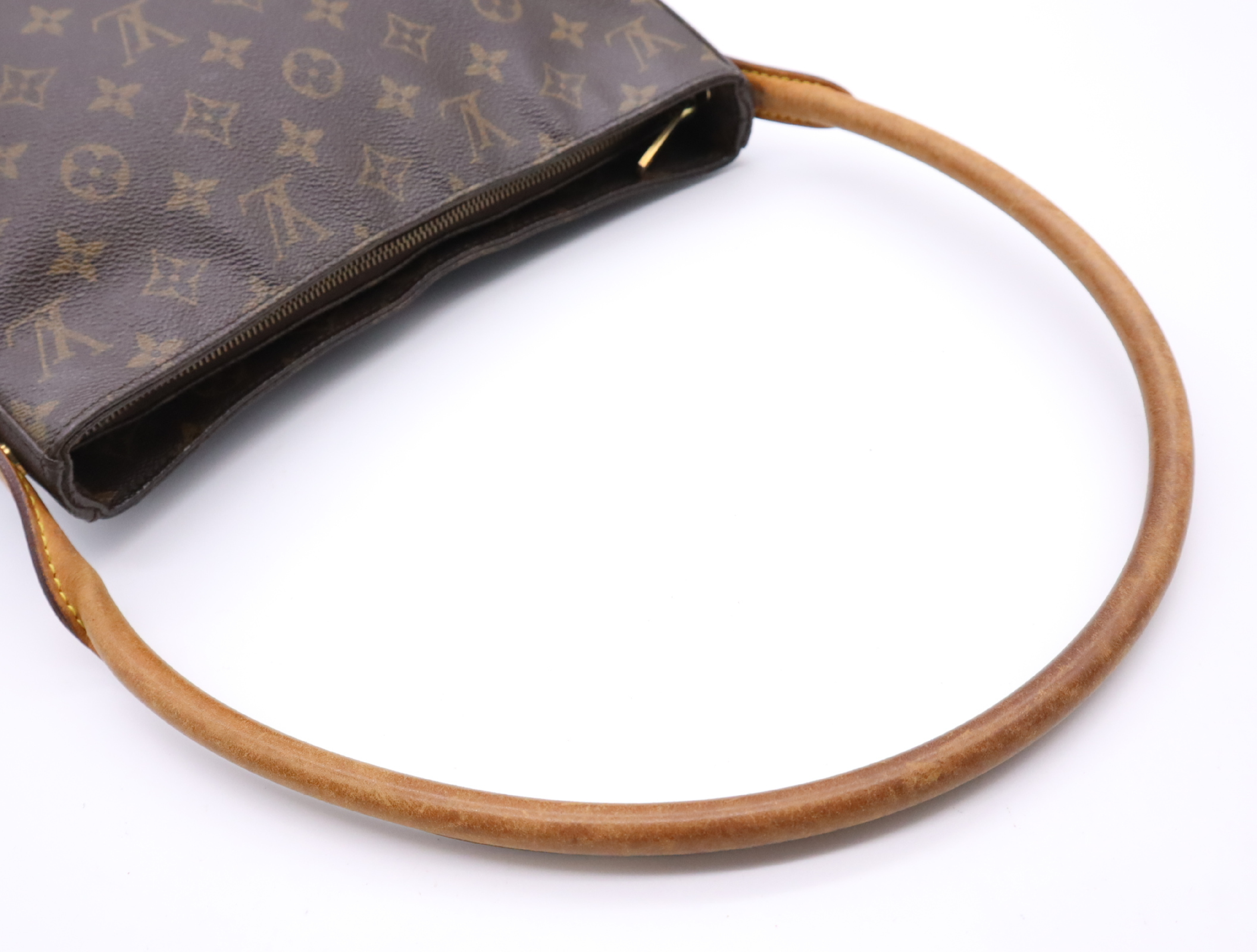 M51145 Monogram Looping GM Shoulder Bag — view 10