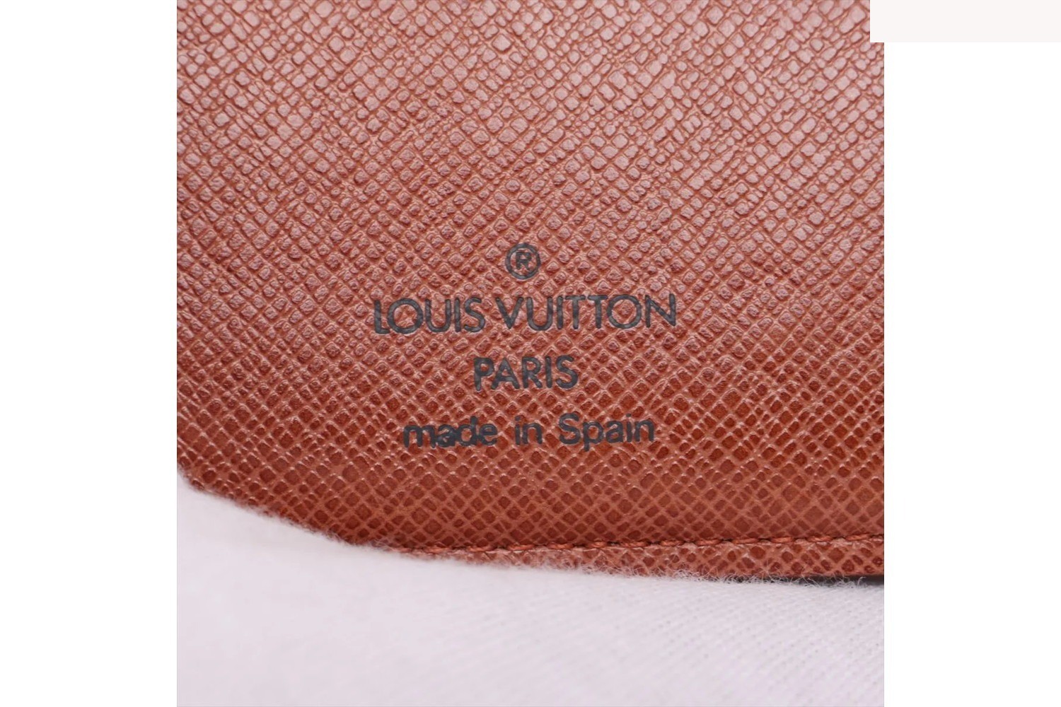Monogram Portefeuille Marco M61675 Leather Bi-fold Wallet — view 7