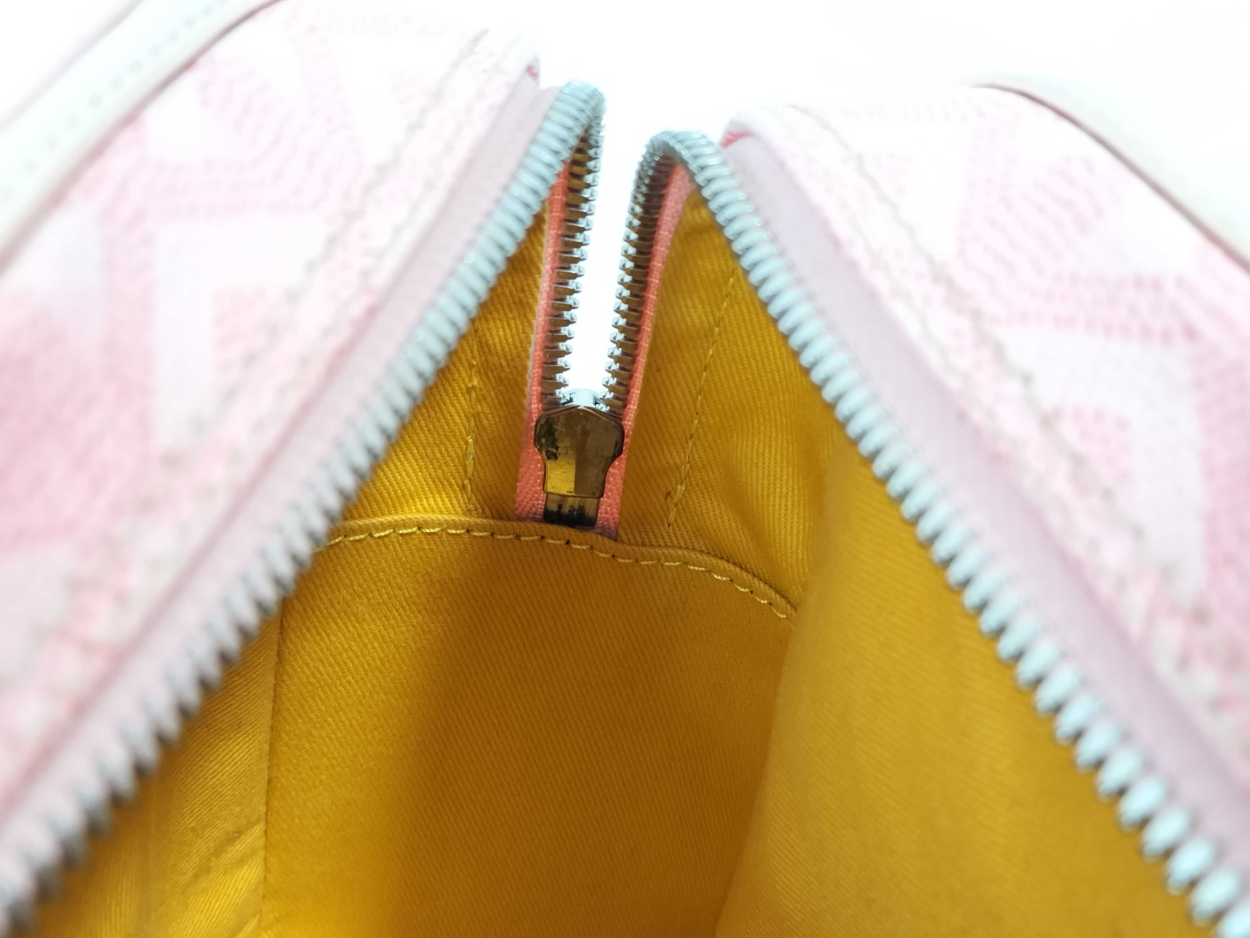 Saint Martin Pink Handbag — view 9