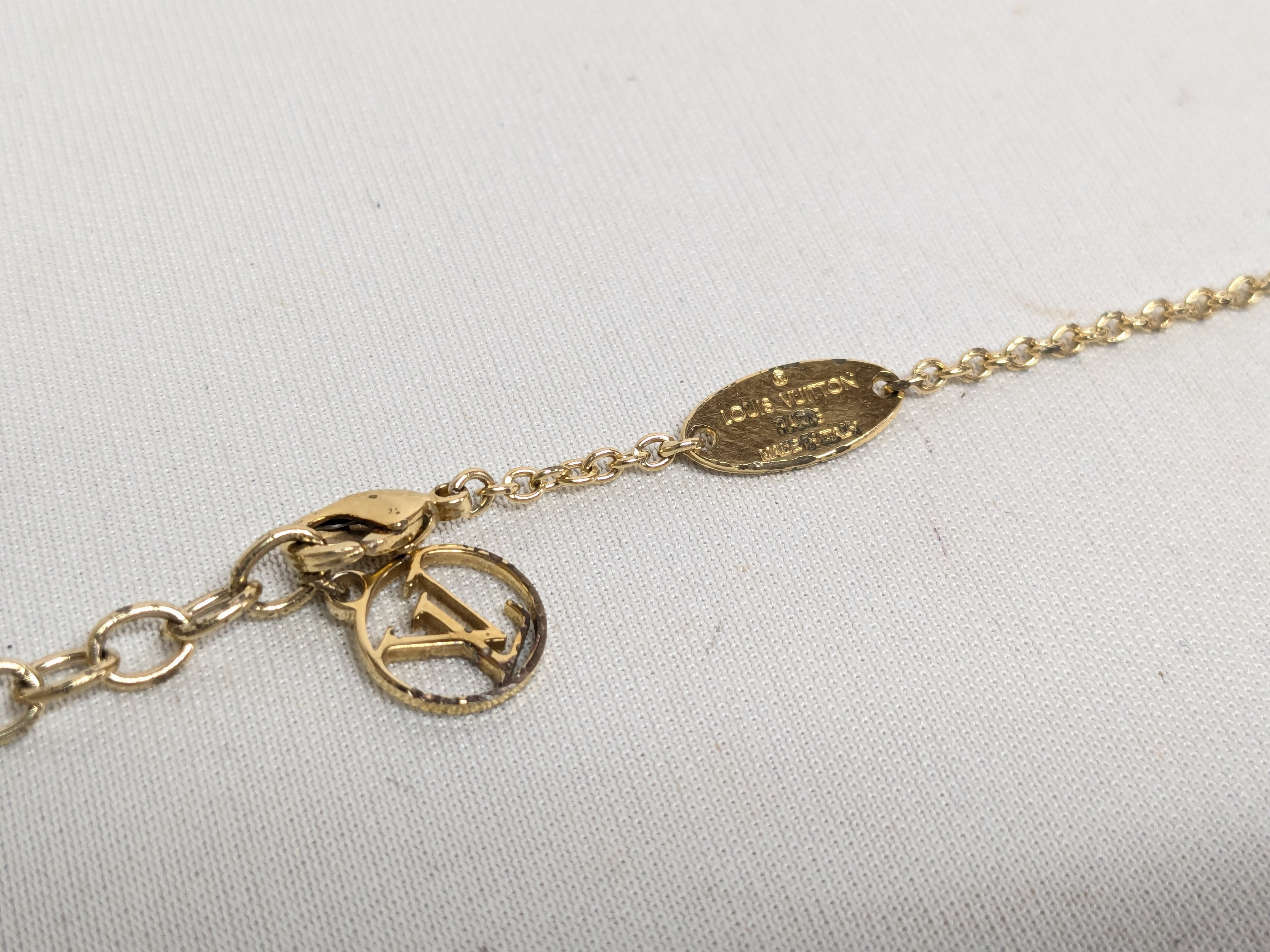 Collier LtoV Necklace VA0260 Necklace — view 4