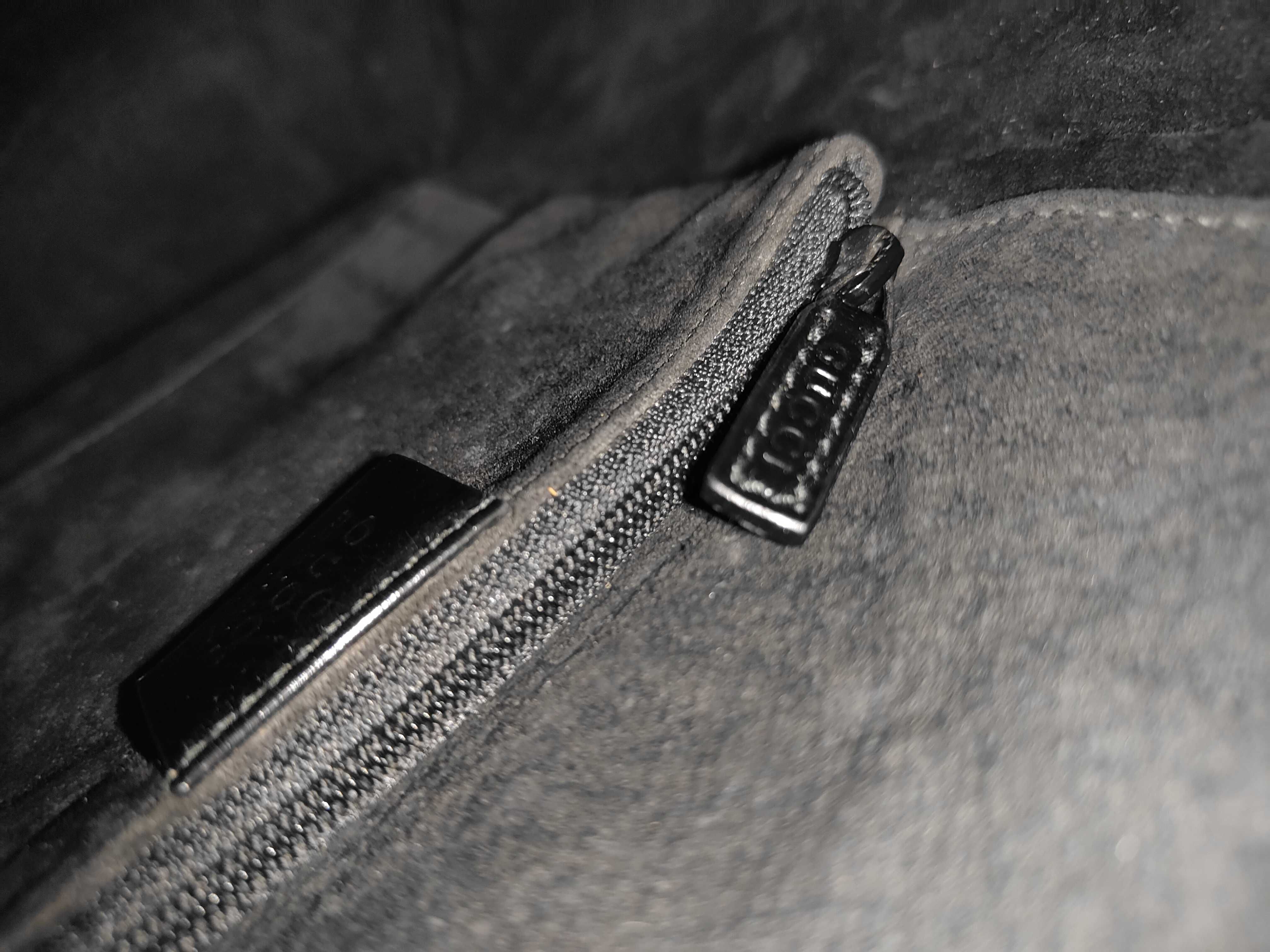 GG Canvas Shoulder Bag — view 14