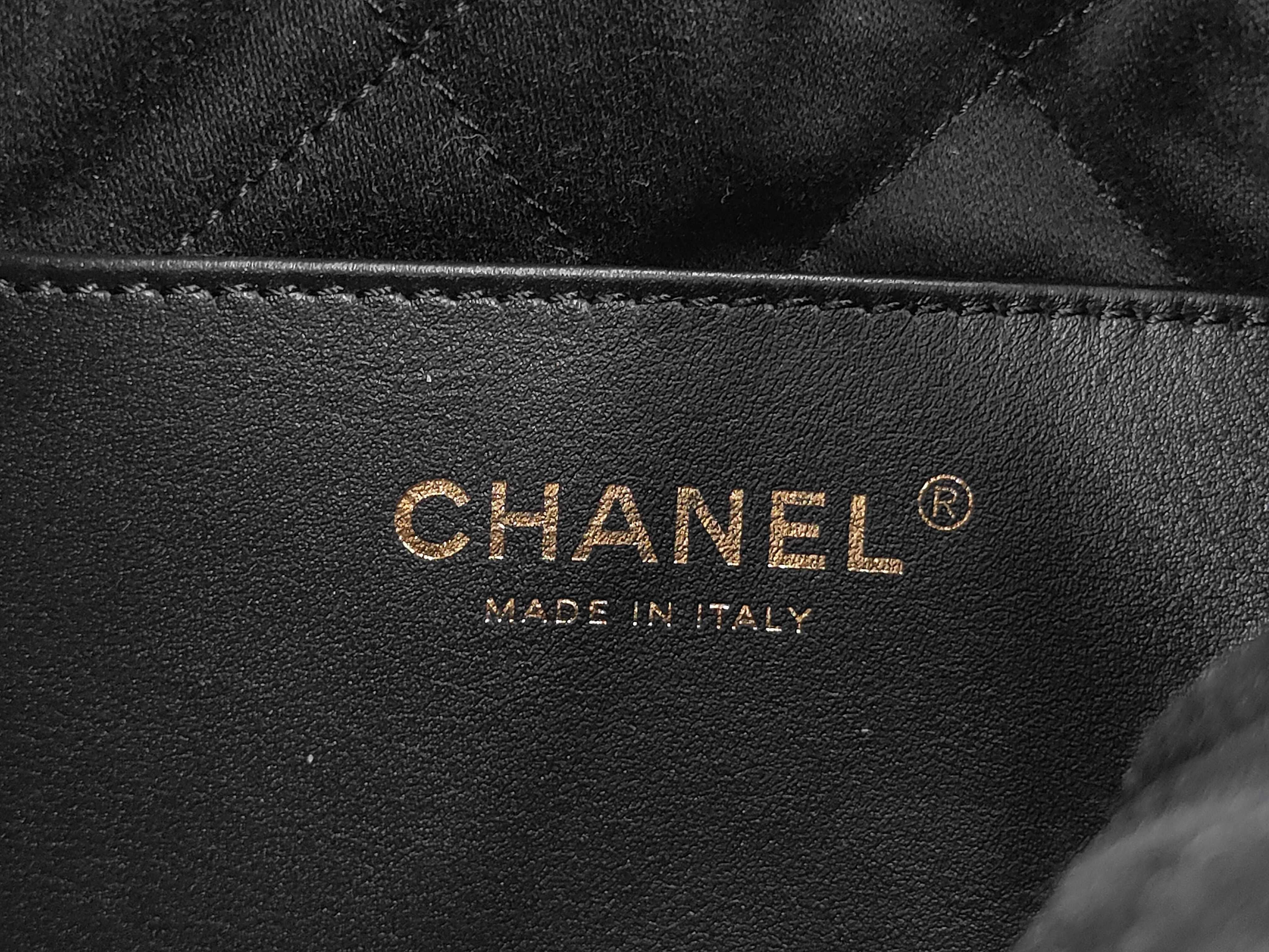 H02GPE39 / Shiny Calf 22 Black Bag Mini Product with Serial Number Hardware and Limited Edition Booklet - Shoulder Bag — view 11