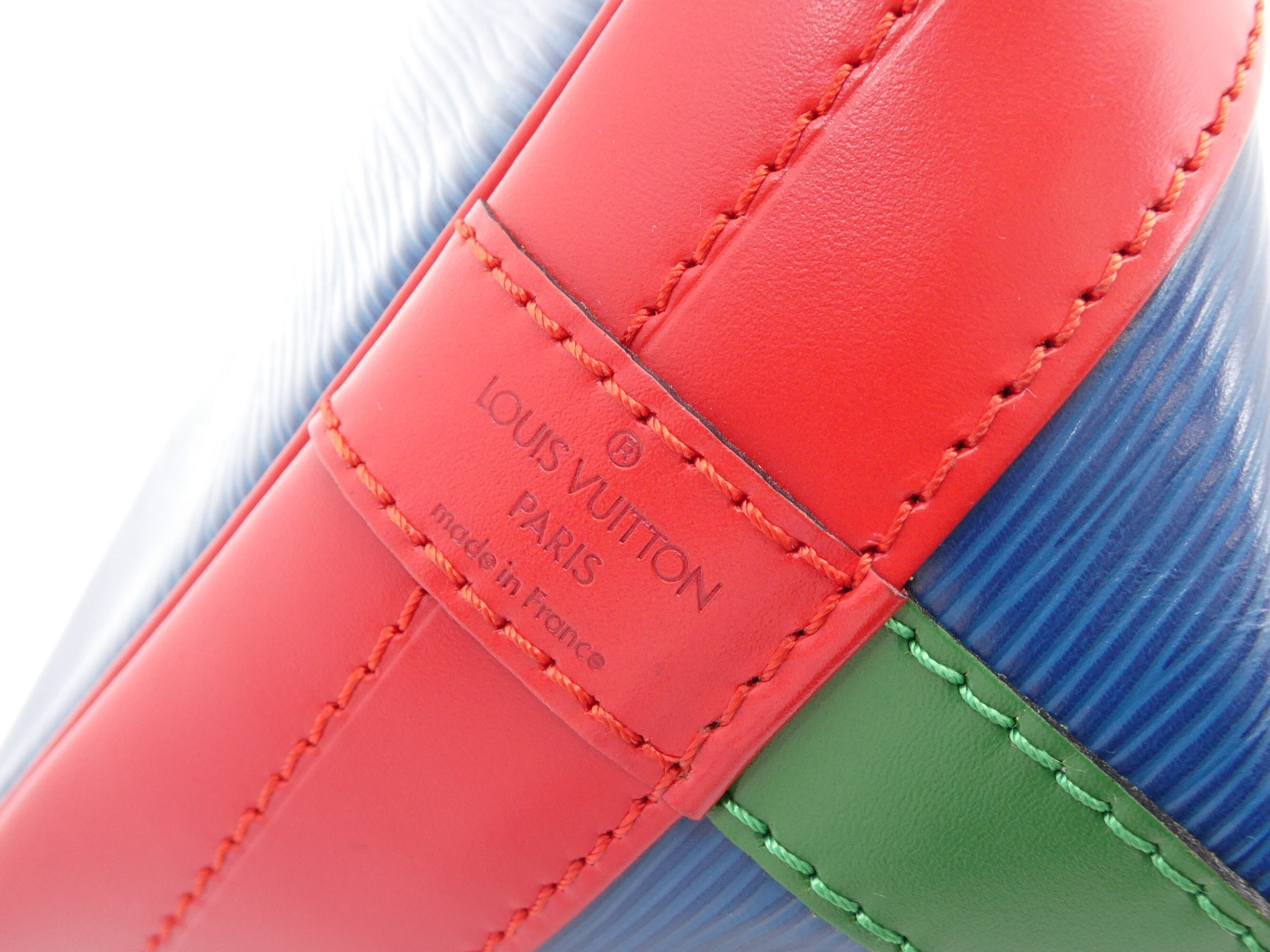 Epi Noé Shoulder Bag — view 8