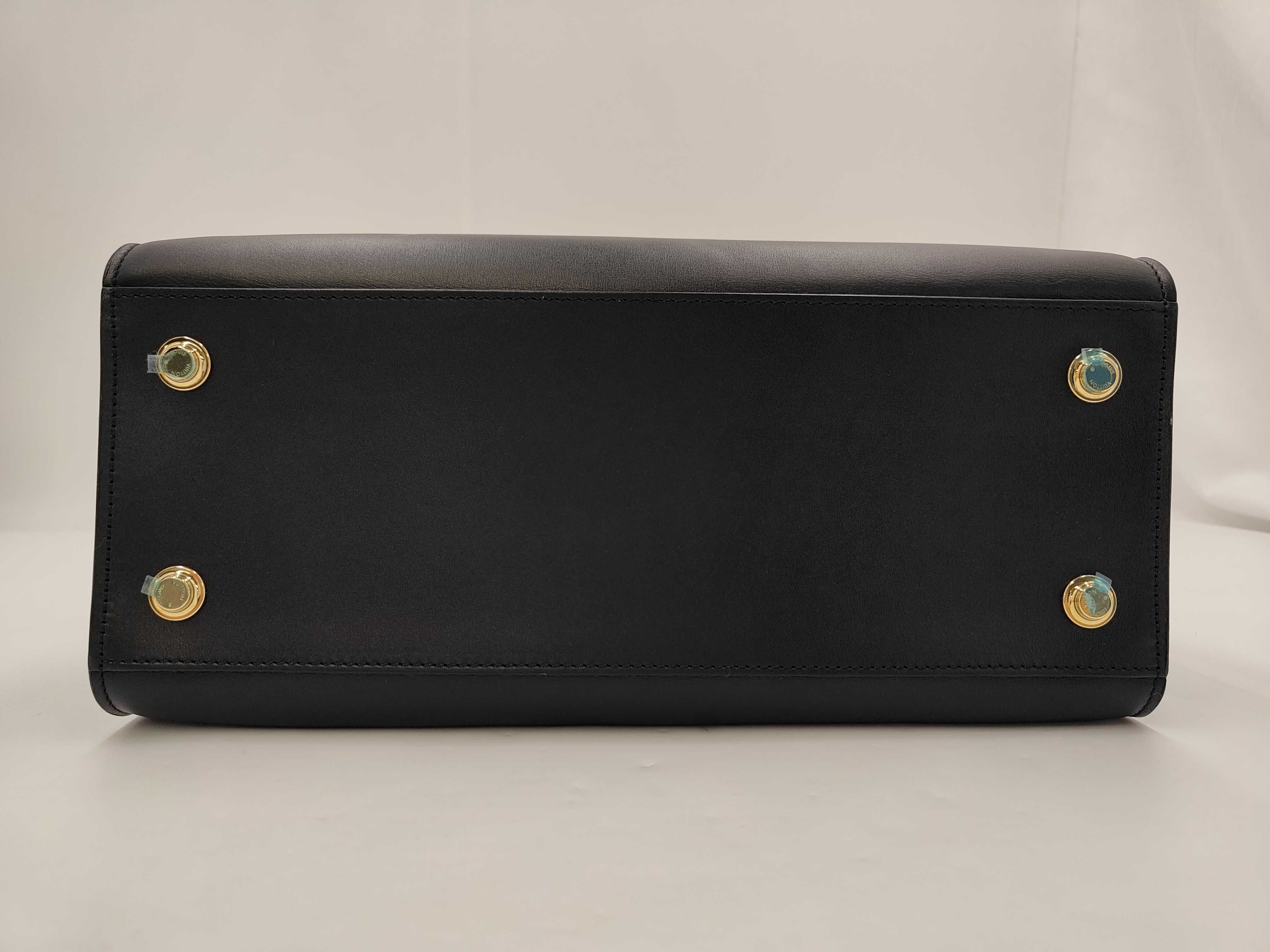 City Steamer MM Handbag — view 3