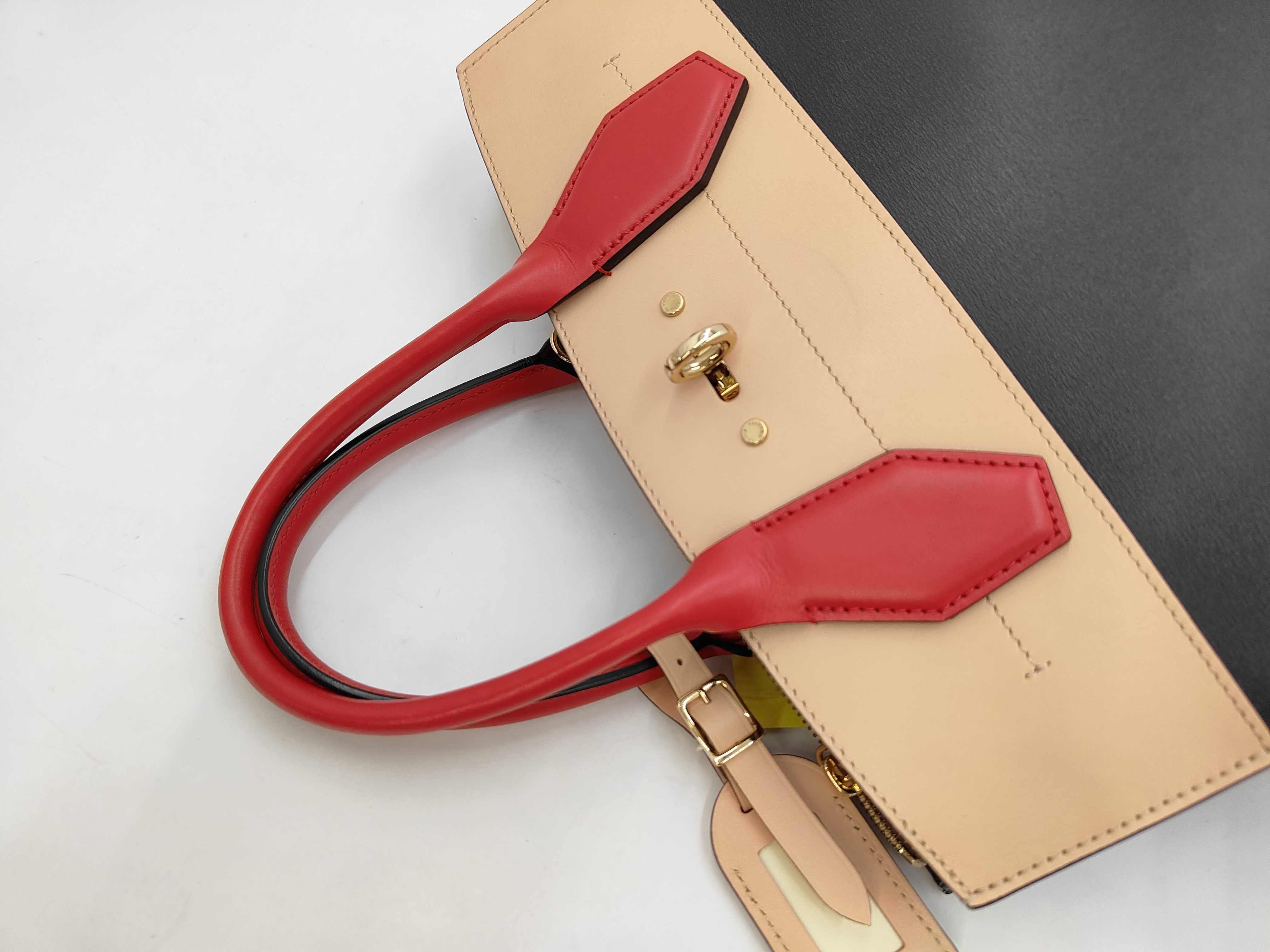 City Steamer MM Handbag — view 5