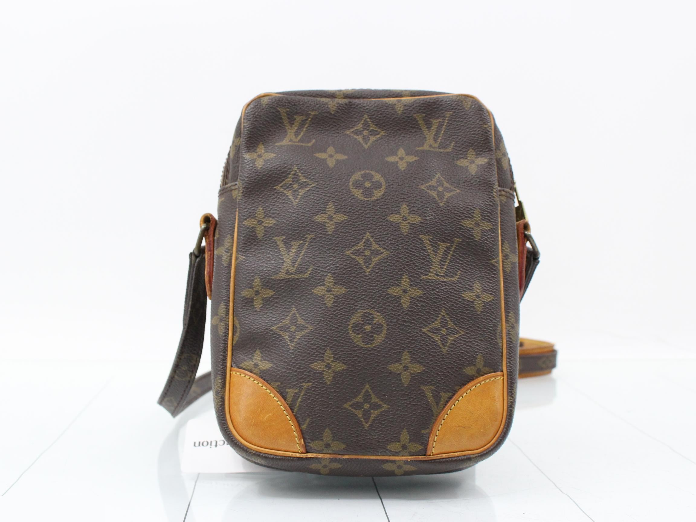 Danube shoulder bag — view 2