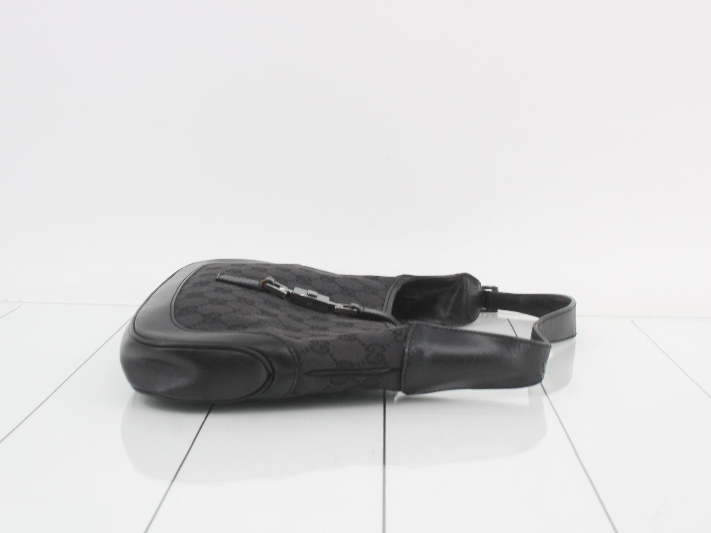 GG Canvas (Bag) - Shoulder Bag — view 3
