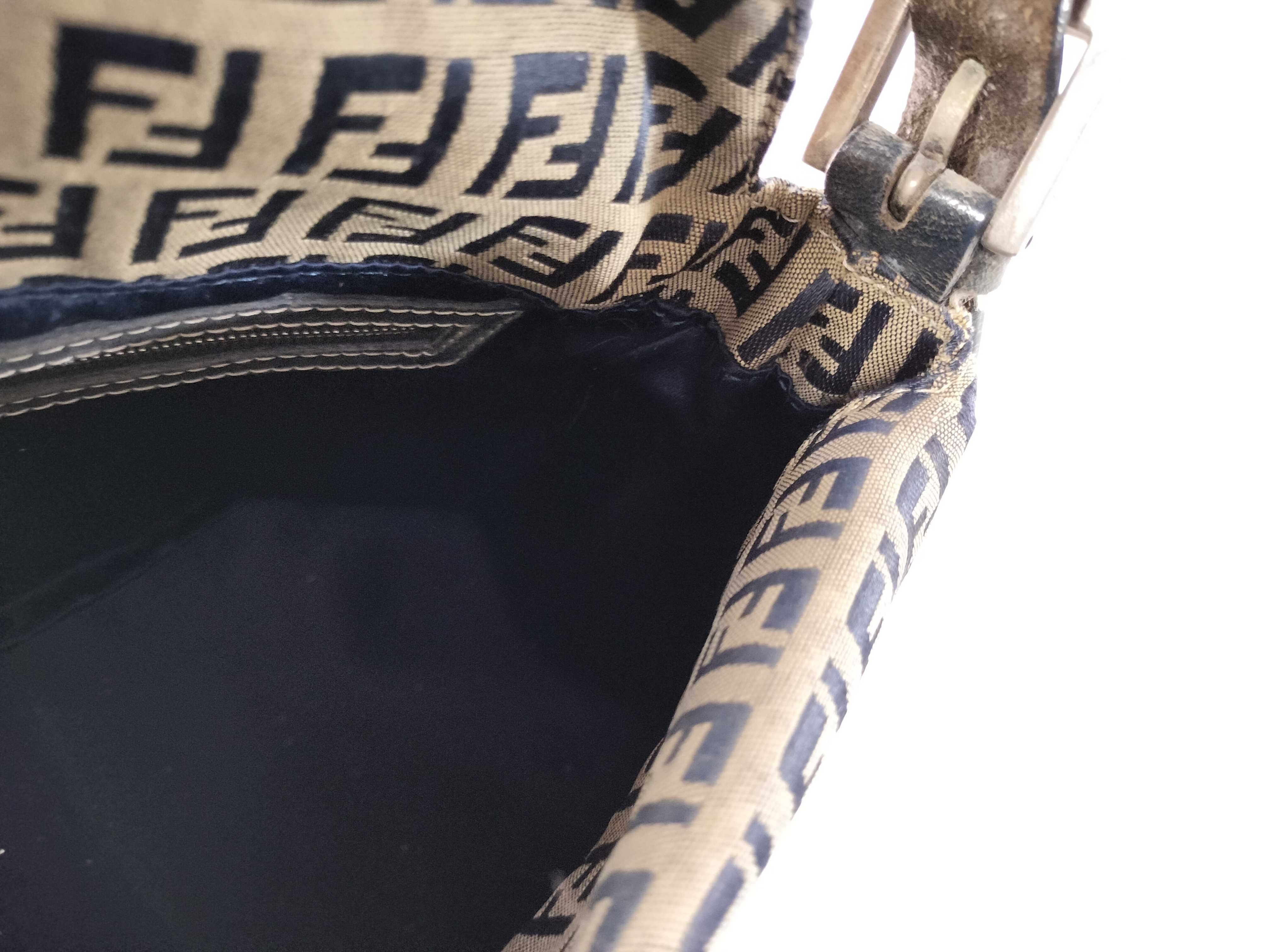 Mamma One-Shoulder Bag — view 9