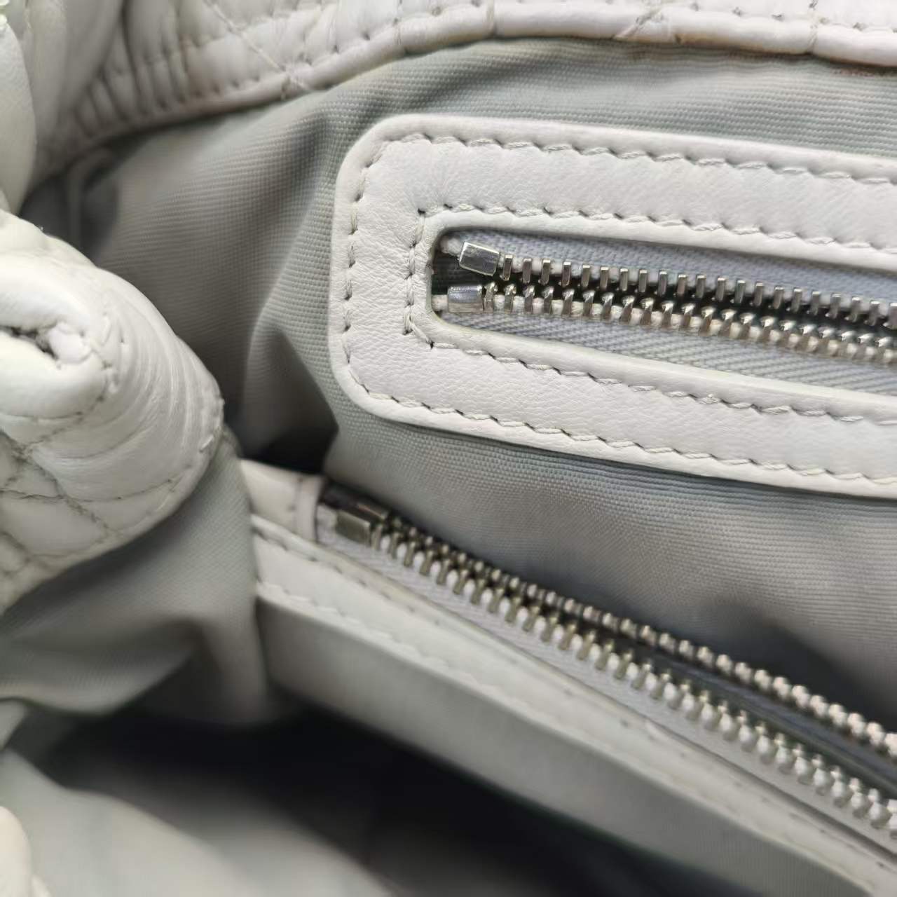 【*Shipped from: China*】Dior Leather Handbag — view 14