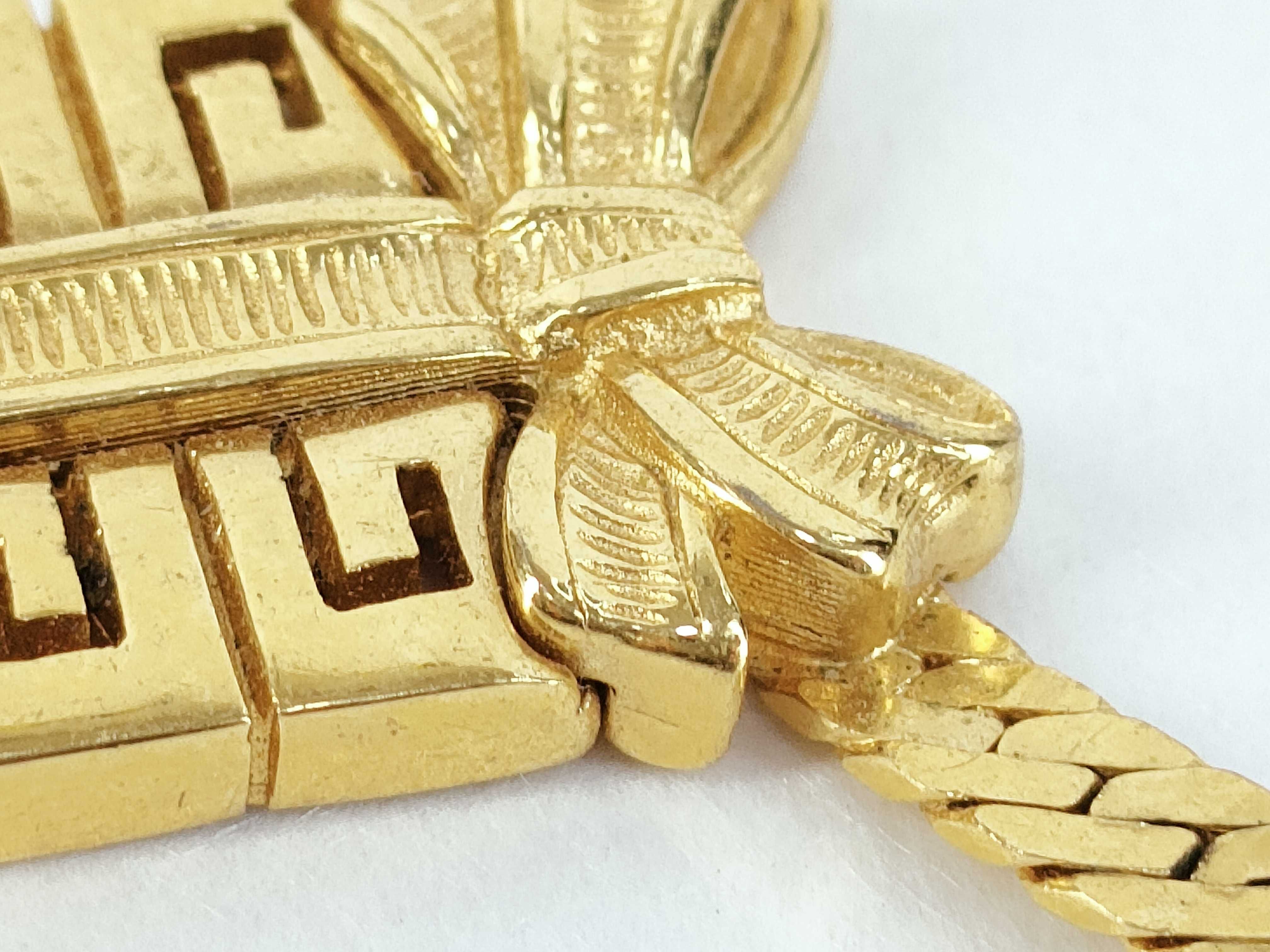 4G Logo Ribbon Gift Motif Gold Necklace — view 9