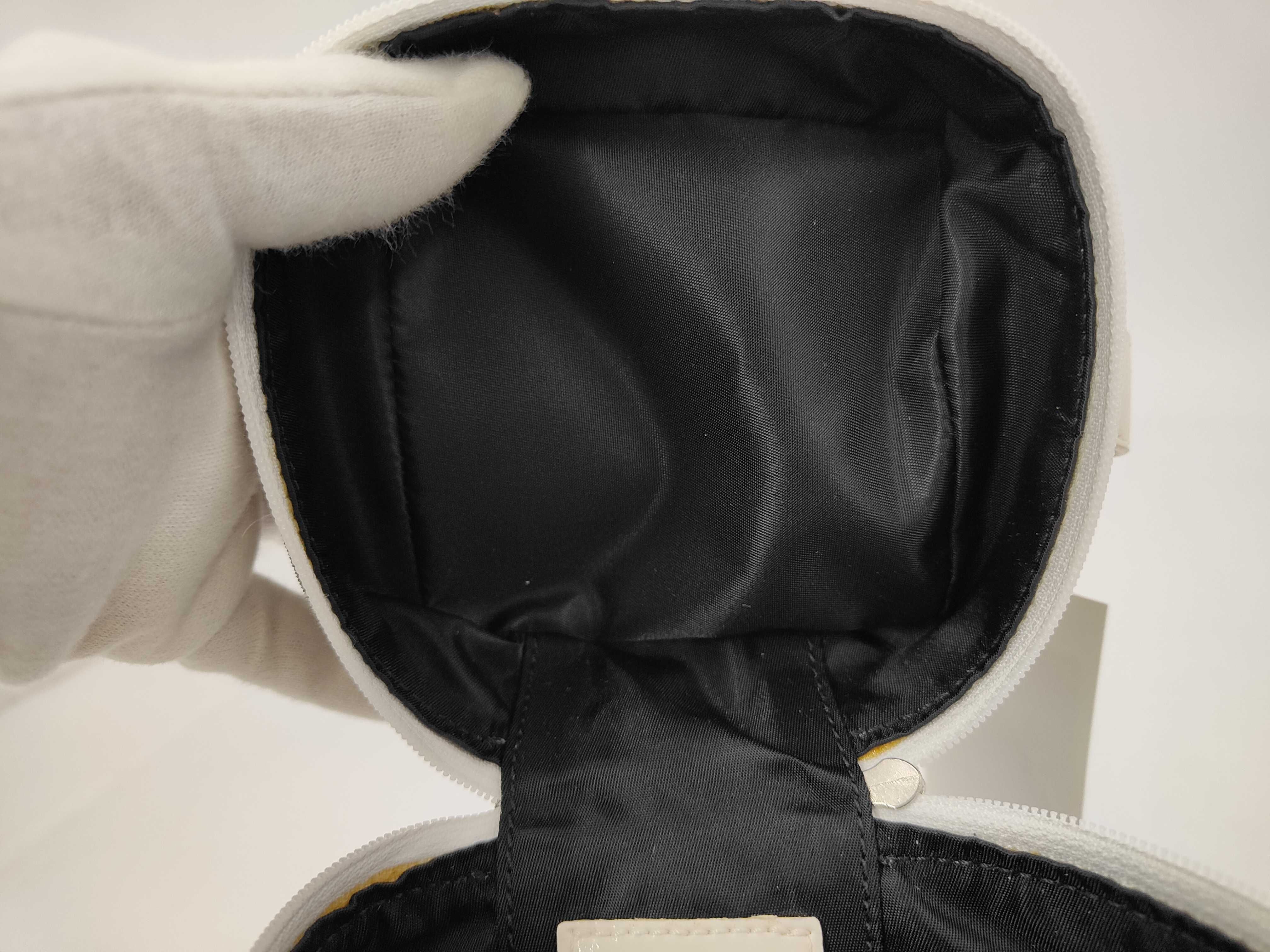 Trotter Vanity Bag Pouch Vanity Bag — view 9