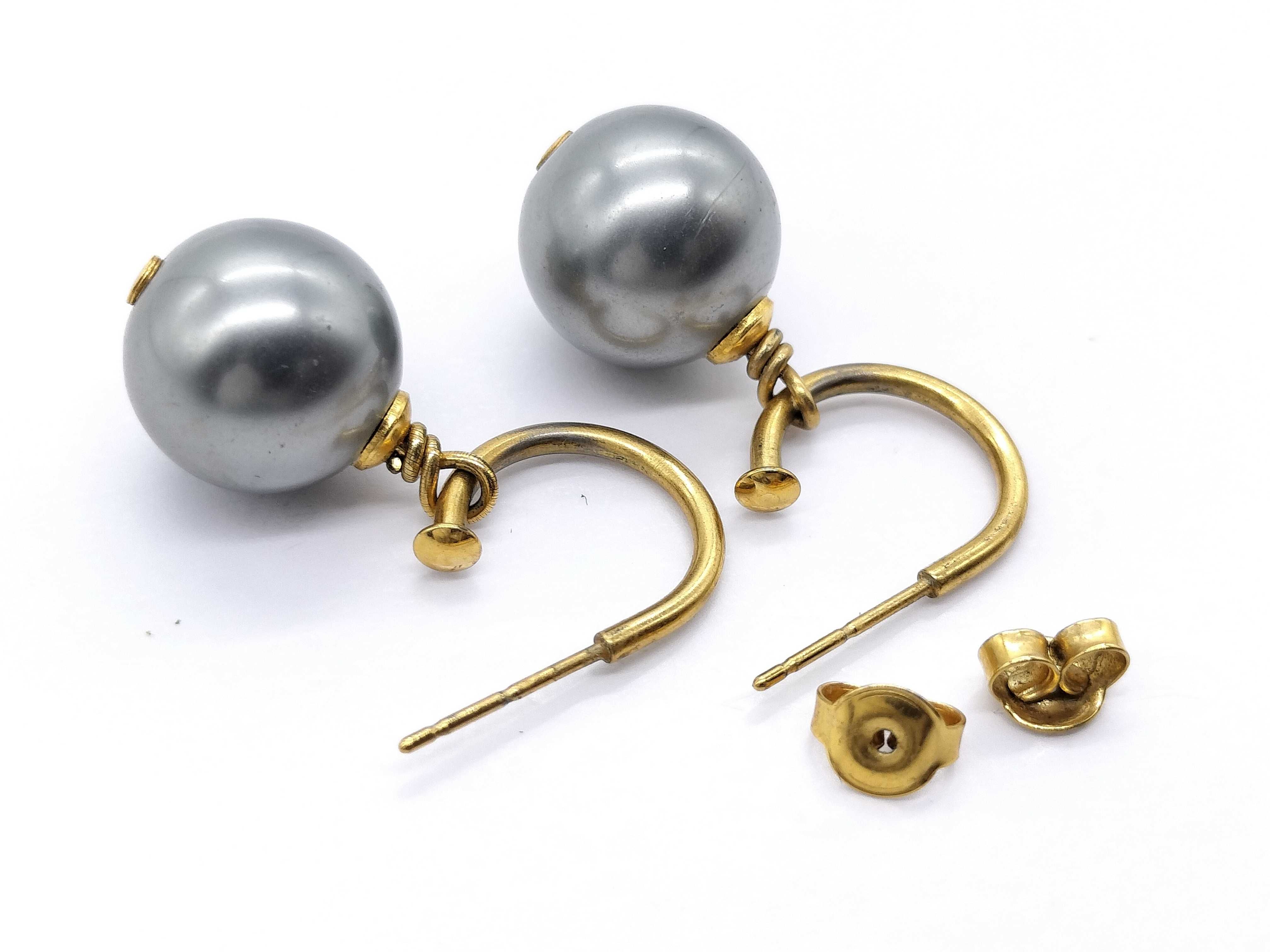 Coco Mark Pearl-like Hoop Earrings — view 4
